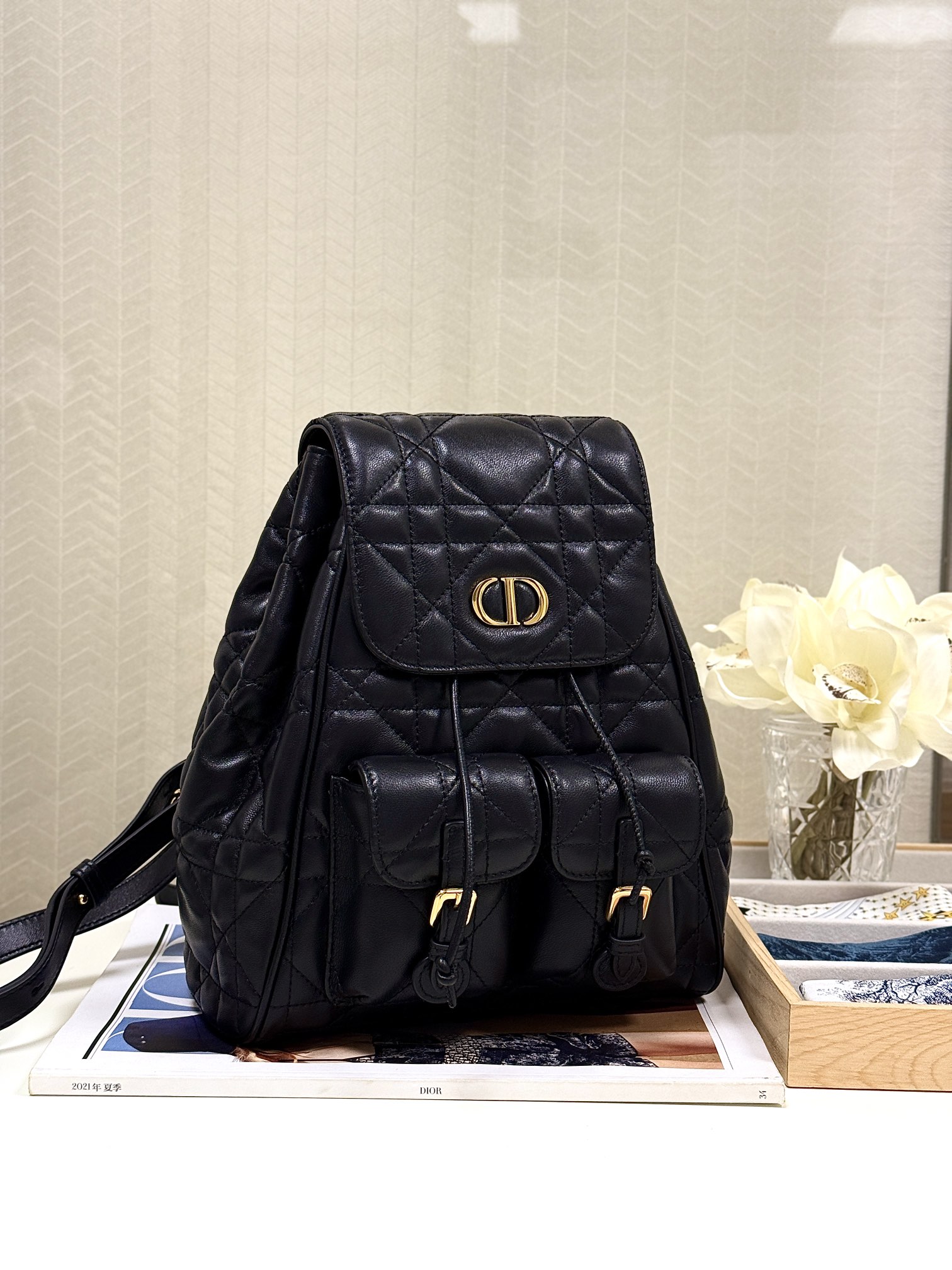 Bagsaaa Medium D10r Caro Backpack Black Macrocannage Lambskin - 23 x 26.7 x 12.5 cm