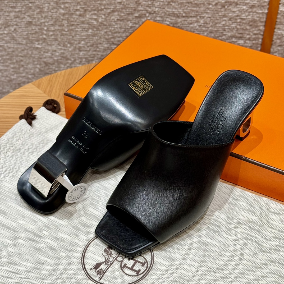 Bagsaaa H**me5 Iconique 60 sandal black