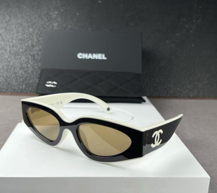 Bagsaaa Ch**el Cat Eye Sunglasses Black & White - Lenses: Beige