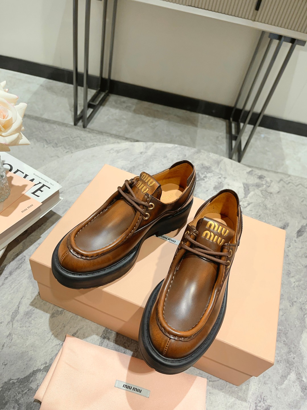 Bagsaaa M1um1u Leather lace-up shoes brown