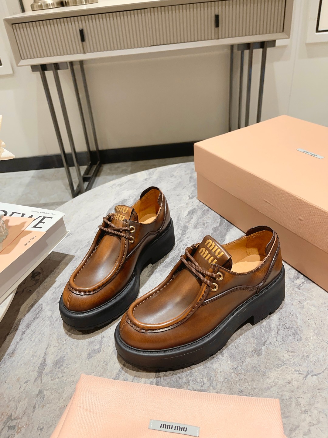 Bagsaaa M1um1u Leather lace-up shoes brown