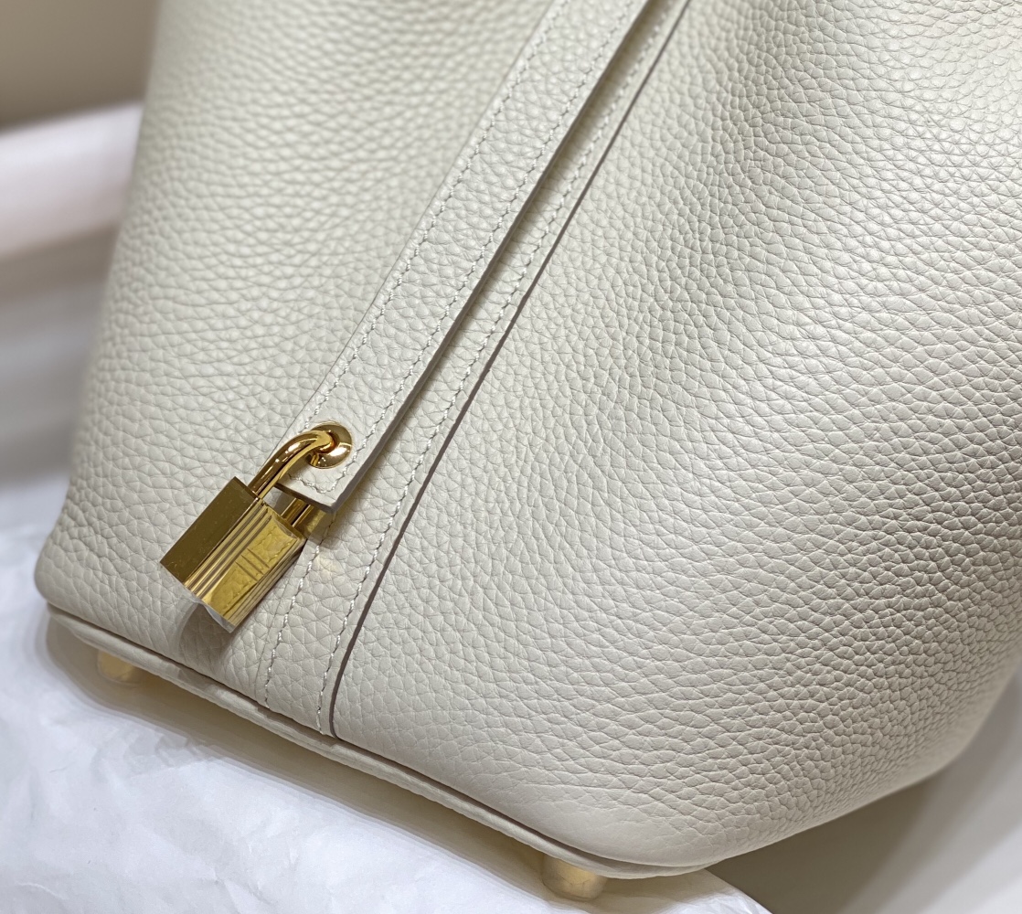 Bagsaaa H**me5 Picotin Lock 22 Ivory Togo & Gold