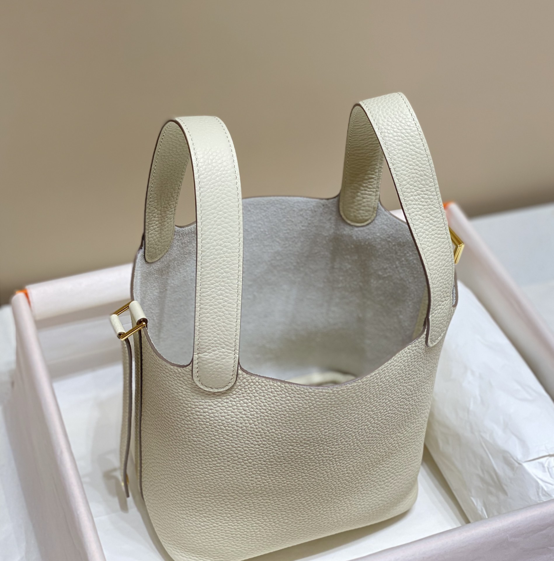 Bagsaaa H**me5 Picotin Lock 22 Ivory Togo & Gold