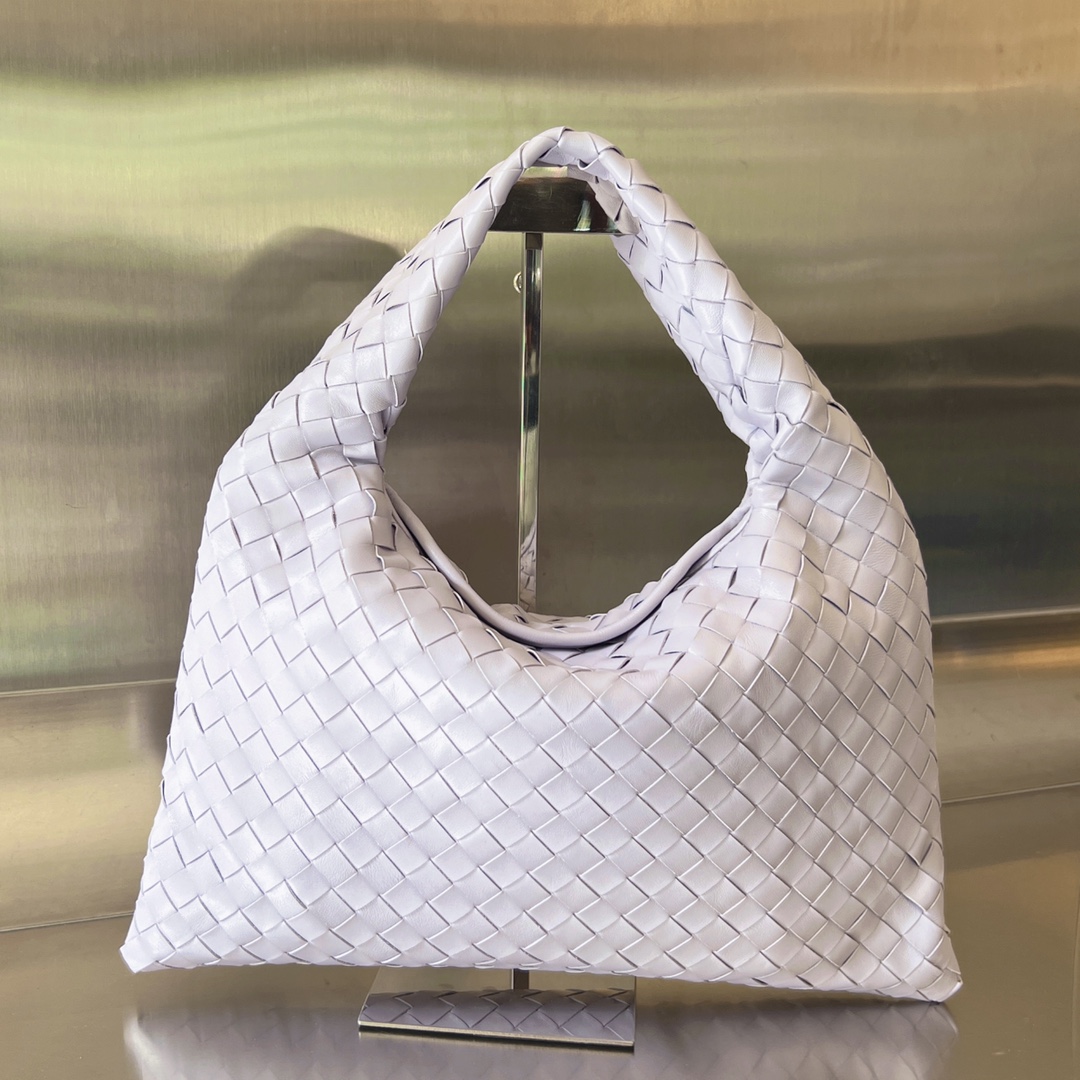 Bagsaaa B0tt*ga Ven*ta Small Hop Light Purple - 41x20.5x7.5 cm