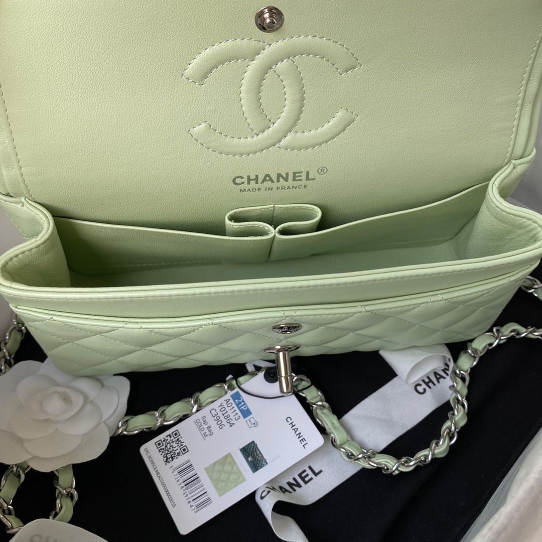 Bagsaaa Ch**el Flap Bag Light Green Lambskin & Silver Hardware - 23cm