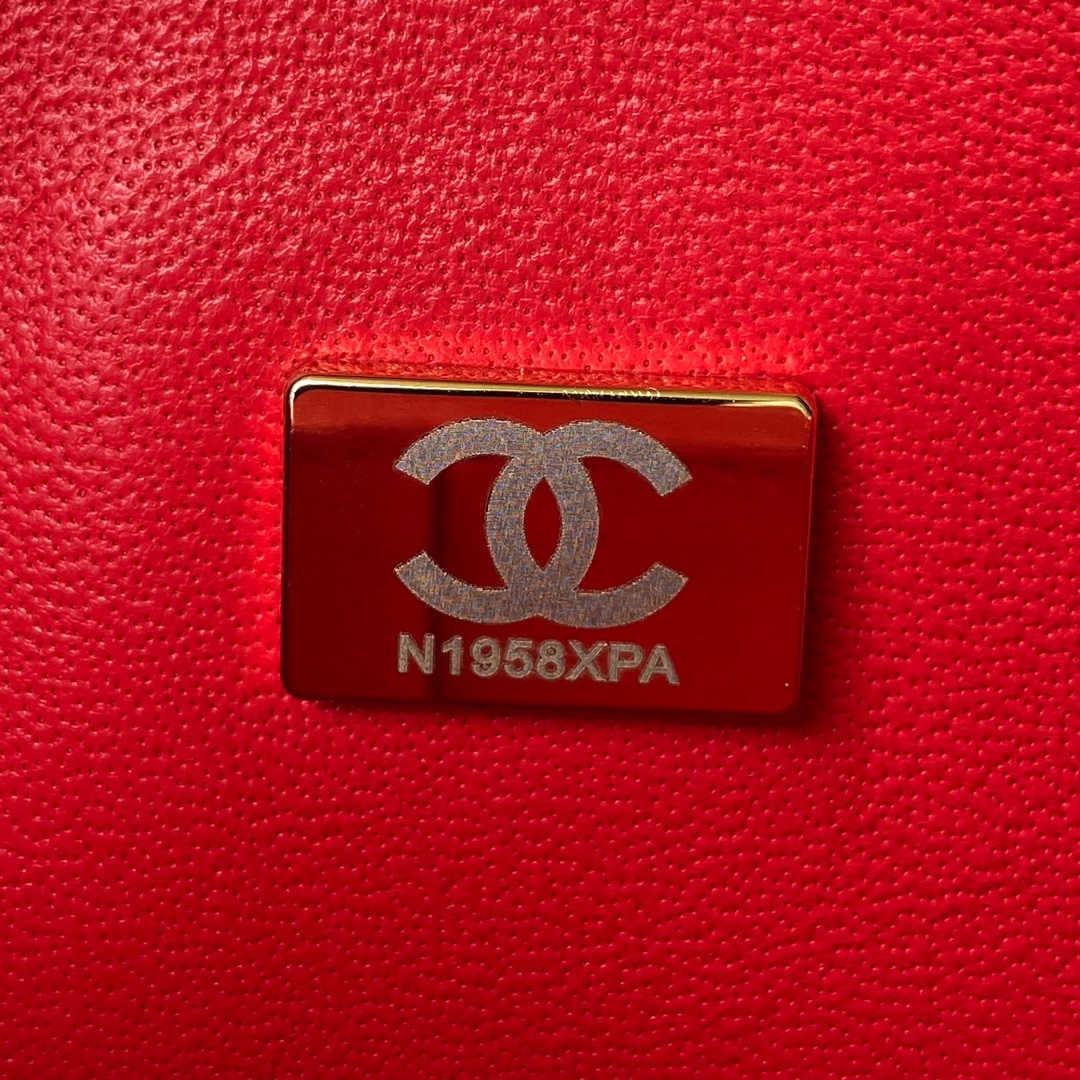 Bagsaaa Ch**el Flap Bag Red Lambskin & Gold Hardware - 23cm
