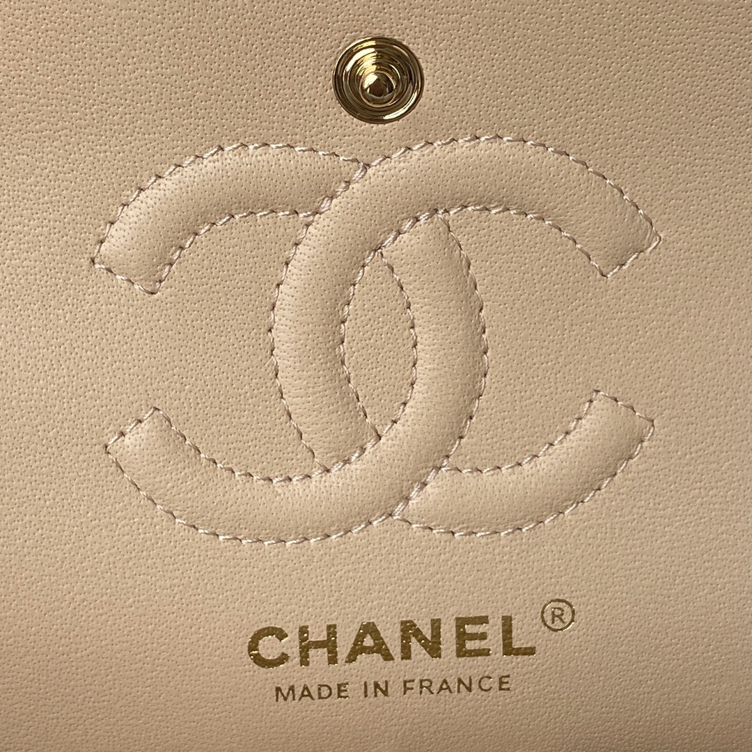 Bagsaaa Ch**el Flap Bag Beige Caviar & Gold Hardware - 23cm
