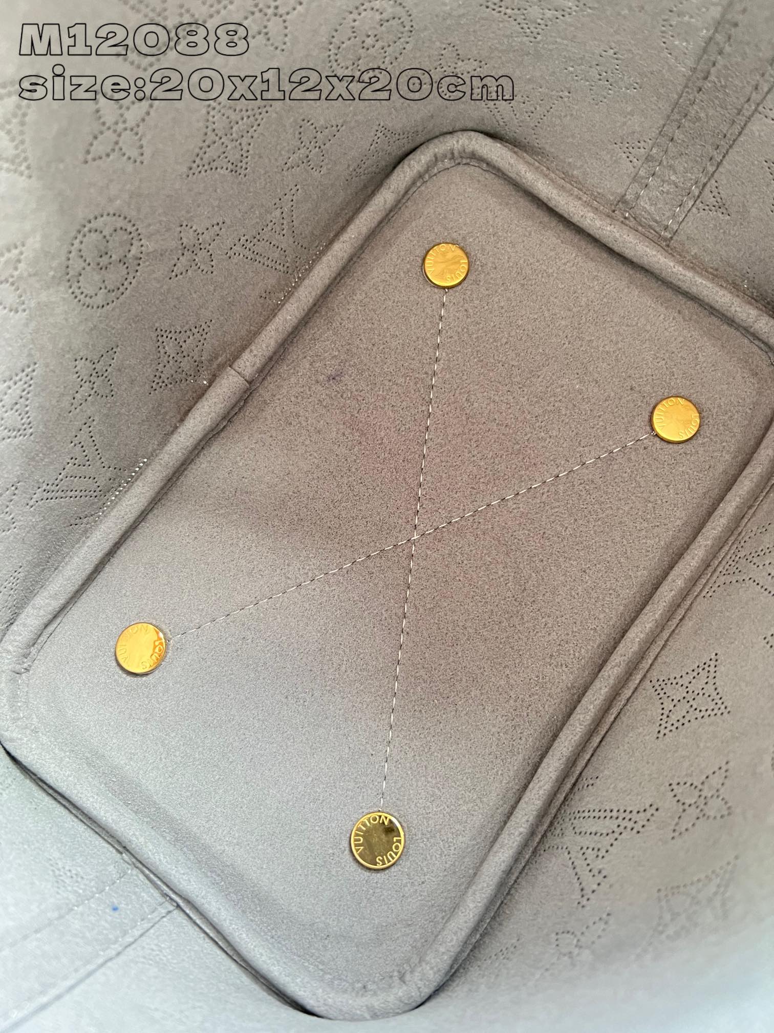 Bagsaaa L0vis Vvtt0n M12088 Flight Mode Blossom PM Bag - 20 x 20 x 12.5 cm
