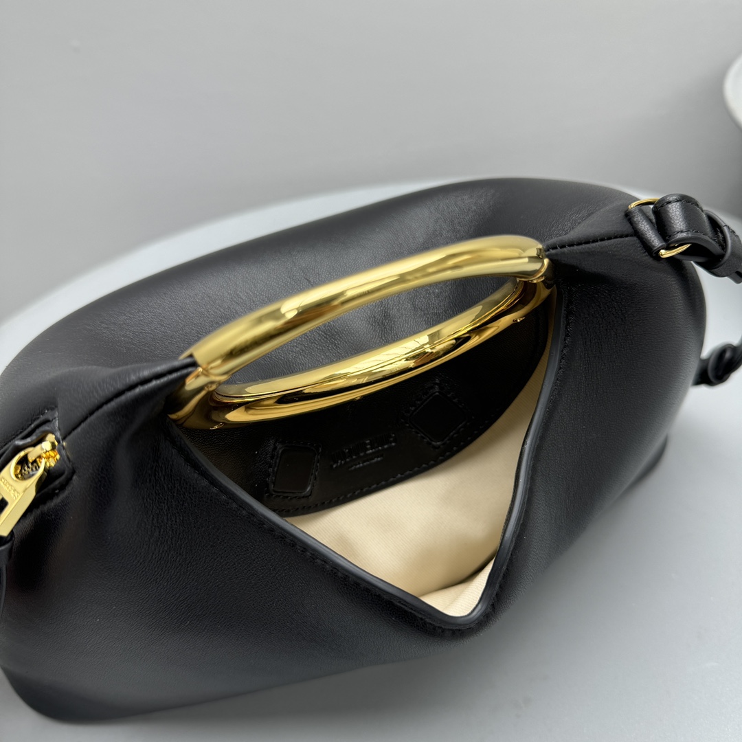 Bagsaaa Jacquemus The Calino Ring Handbag Black - 33*21*12.5 cm