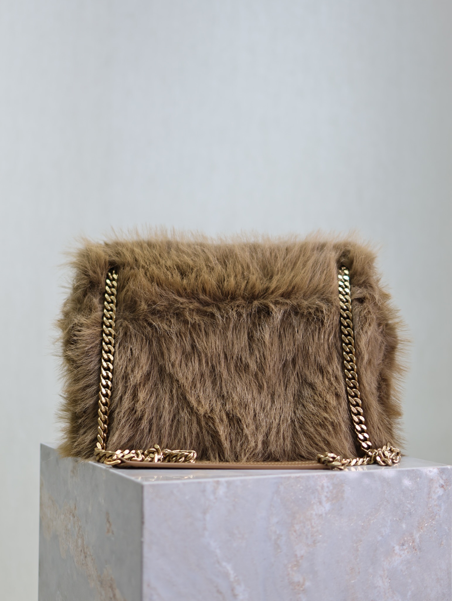 Bagsaaa Y51 Niki Large In Shearling - 32 X 23 X 9 CM