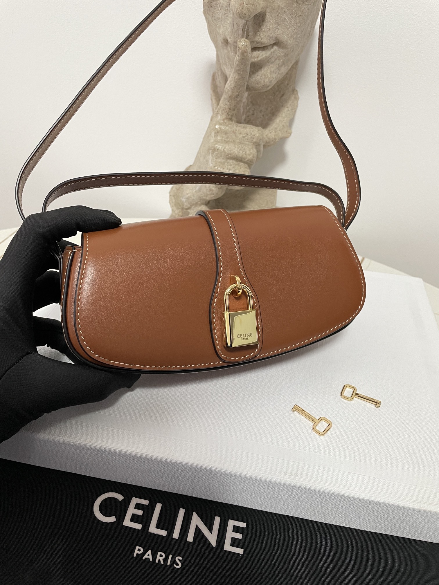 Bagsaaa Ce1i*e Clutch On Strap Tabou In Smooth calfskin Brown - 18.5 x 9.5 x 5 CM