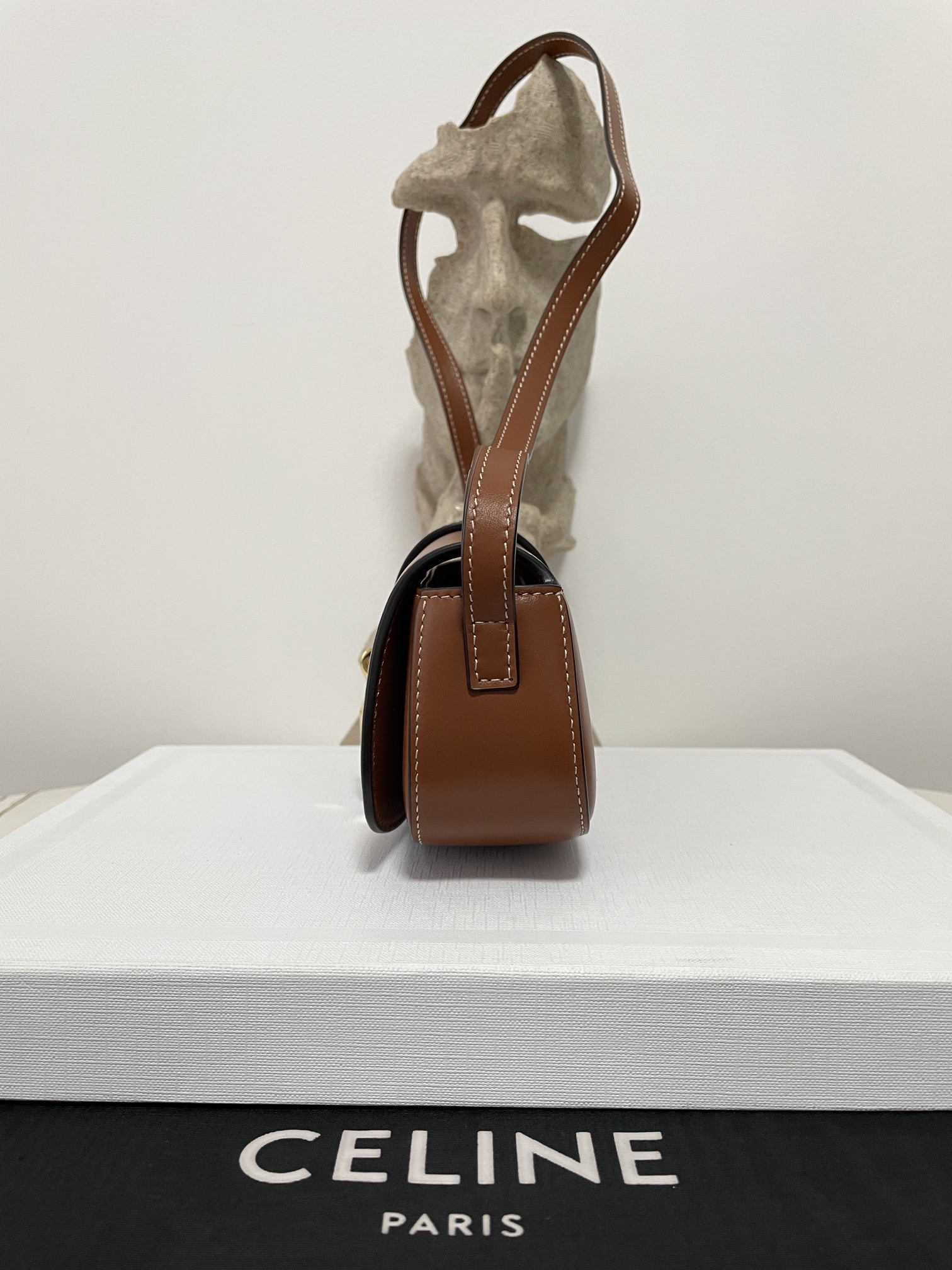 Bagsaaa Ce1i*e Clutch On Strap Tabou In Smooth calfskin Brown - 18.5 x 9.5 x 5 CM