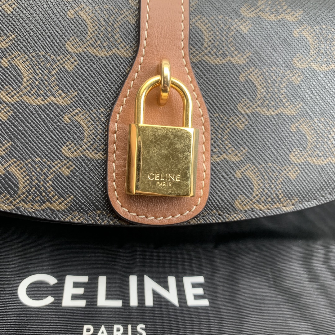 Bagsaaa Ce1i*e Clutch On Strap Tabou In Triomphe Canvas and Calfskin Black - 18.5 x 9.5 x 5 CM