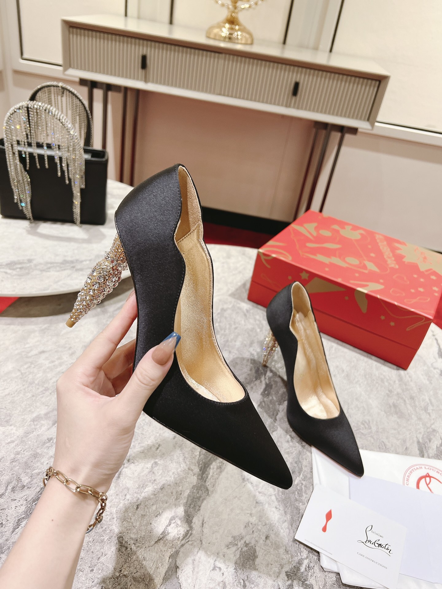 Bagsaaa Chr1st1an Louboutin Lipstrass Pumps Black