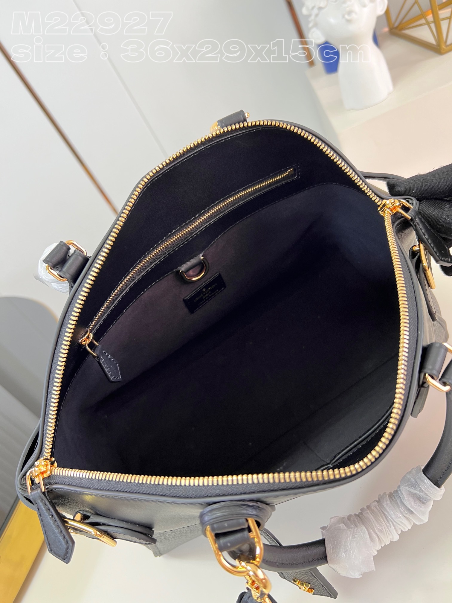 Bagsaaa L0vis Vvtt0n M22914 Vendôme MM Black - 29 x 15 x 36 cm