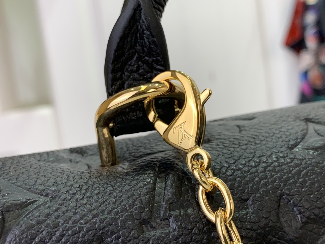 Bagsaaa L0vis Vvtt0n M12144 Nano Madeleine Black - 12.5 x 6 x 21 cm