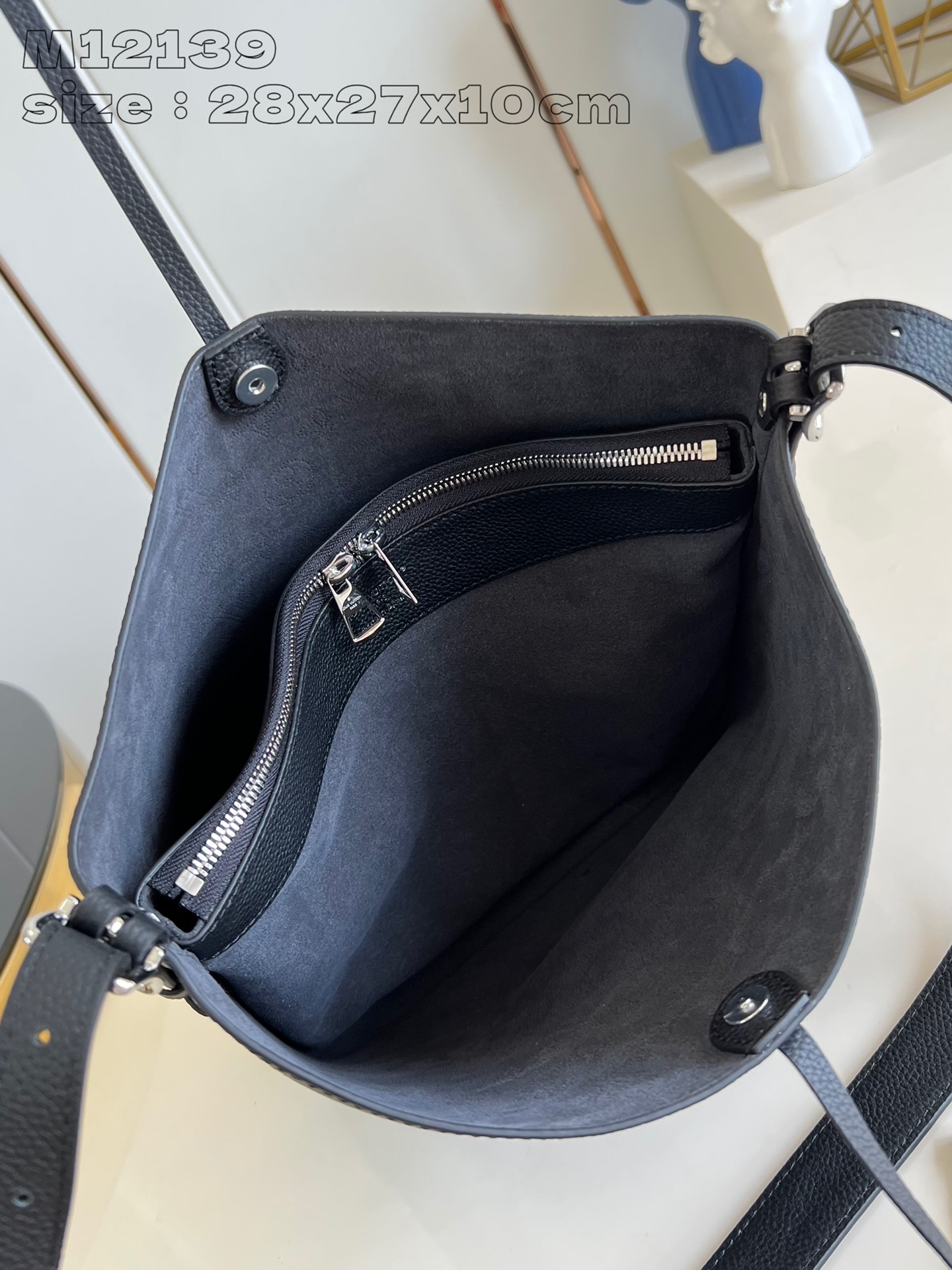 Bagsaaa L0vis Vvtt0n M12139 Flore Black - 27 x 10 x 28 cm