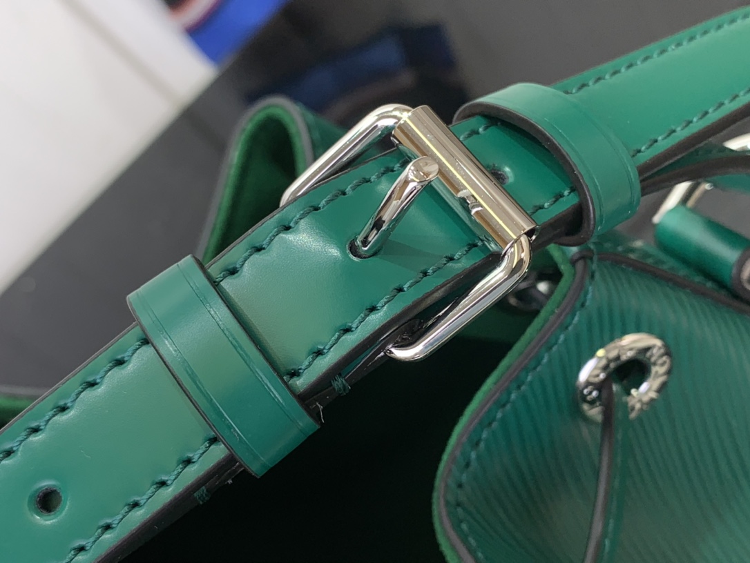 Bagsaaa L0vis Vvtt0n M12603 Noé BB Green - 20 x 15 x 20 cm