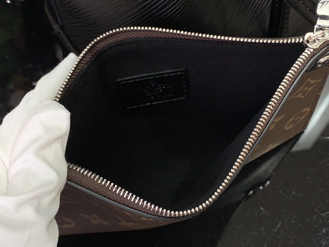 Bagsaaa L0vis Vvtt0n M12847 Noé BB Black - 20 x 15 x 20 cm