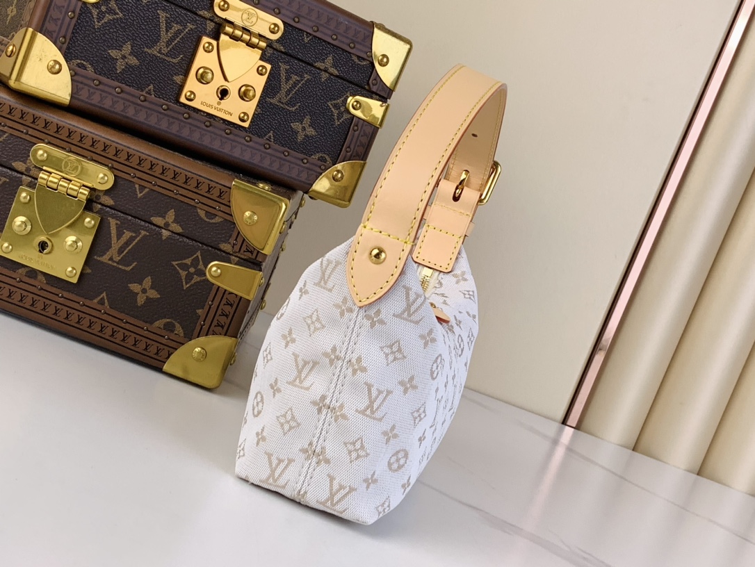 Bagsaaa L0vis Vvtt0n M12433 Hills Pochette Bag Mastic Beige - 18.5 x 11 x 6.5 cm