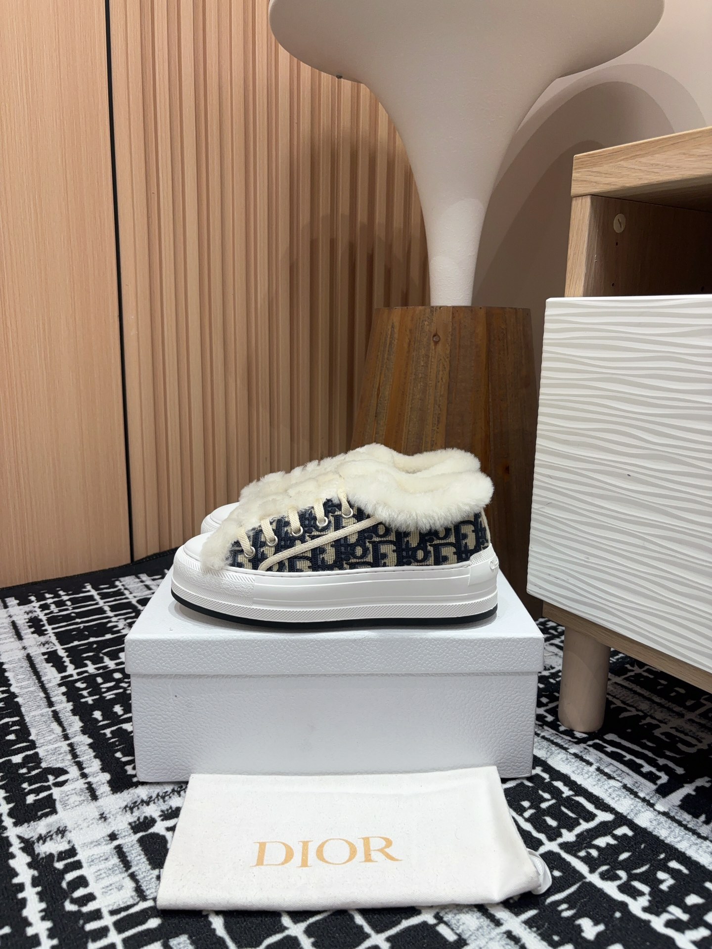 Bagsaaa D10r Walk'n'D10r Platform Sneaker Deep Blue D10r Oblique Embroidered Cotton and White Shearling