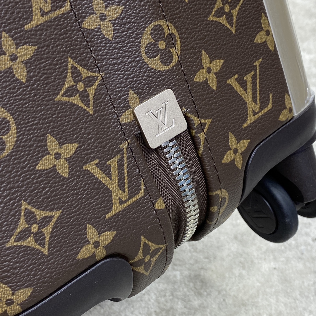 Bagsaaa L0vis Vvtt0n Horizon 55 Suitcase Monogram - 38 x 55 x 21 cm