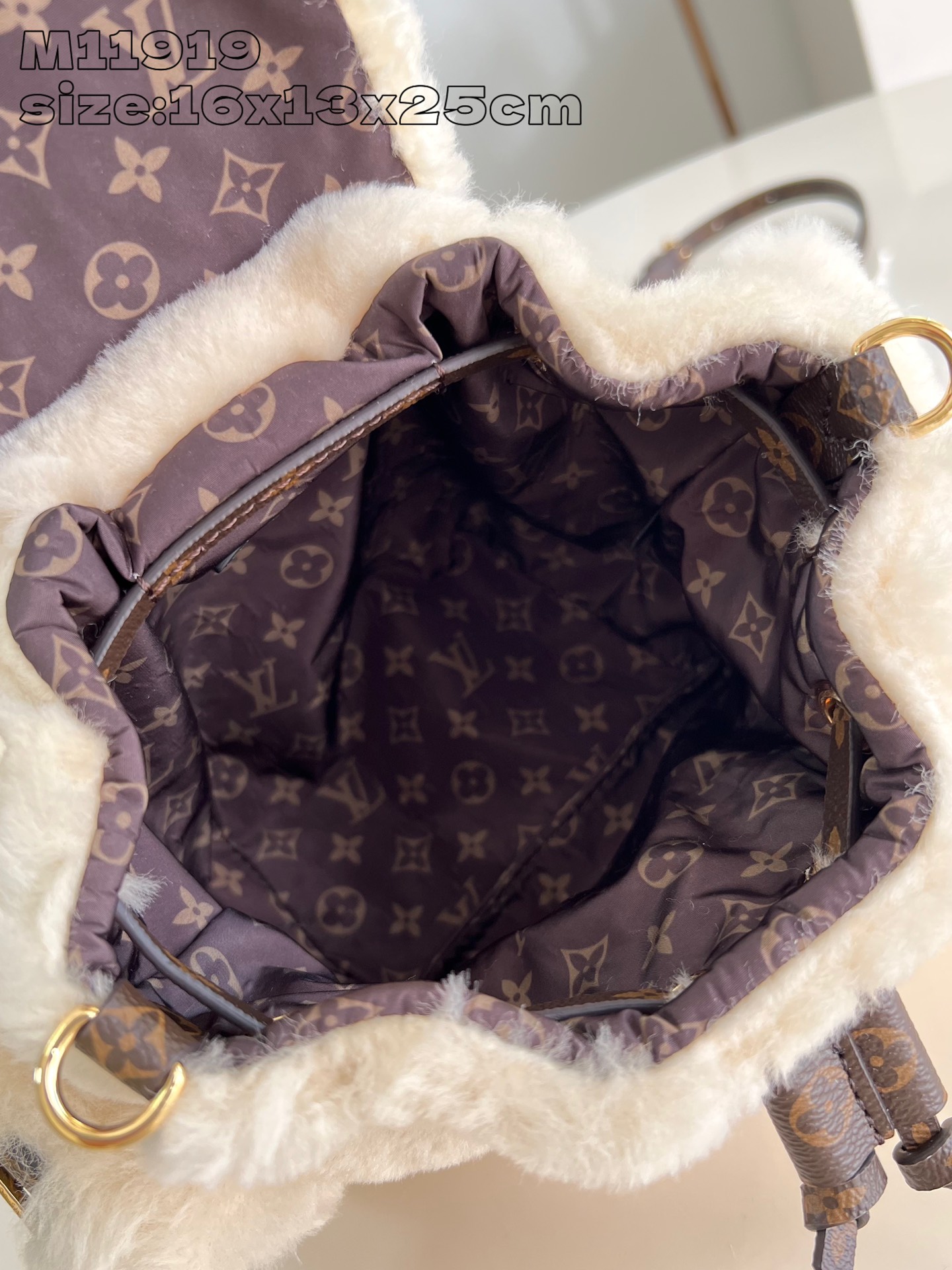 Bagsaaa L0vis Vvtt0n M11919 Nano Teddy Backpack - 16.5 x 13 x 25 cm