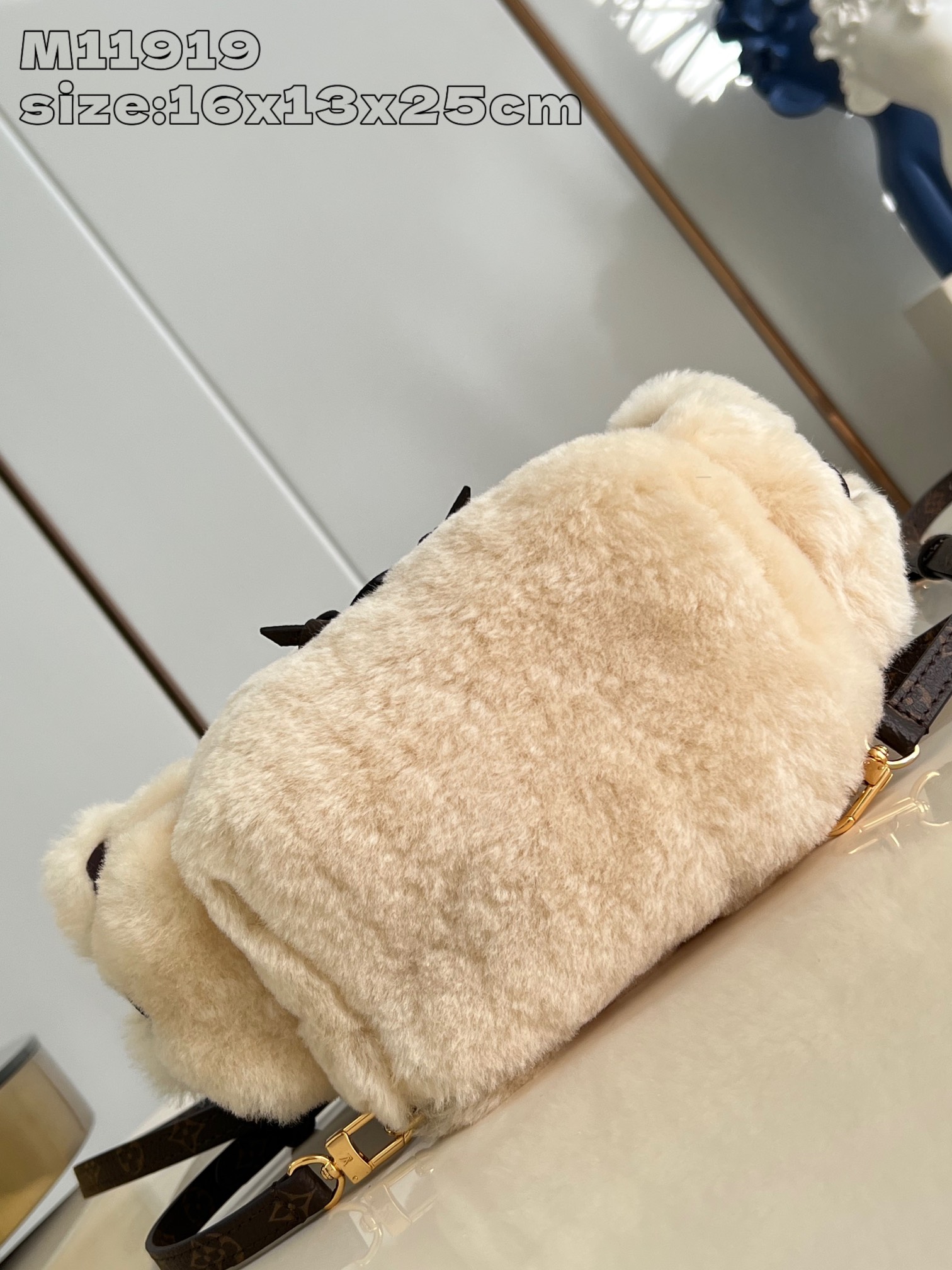 Bagsaaa L0vis Vvtt0n M11919 Nano Teddy Backpack - 16.5 x 13 x 25 cm
