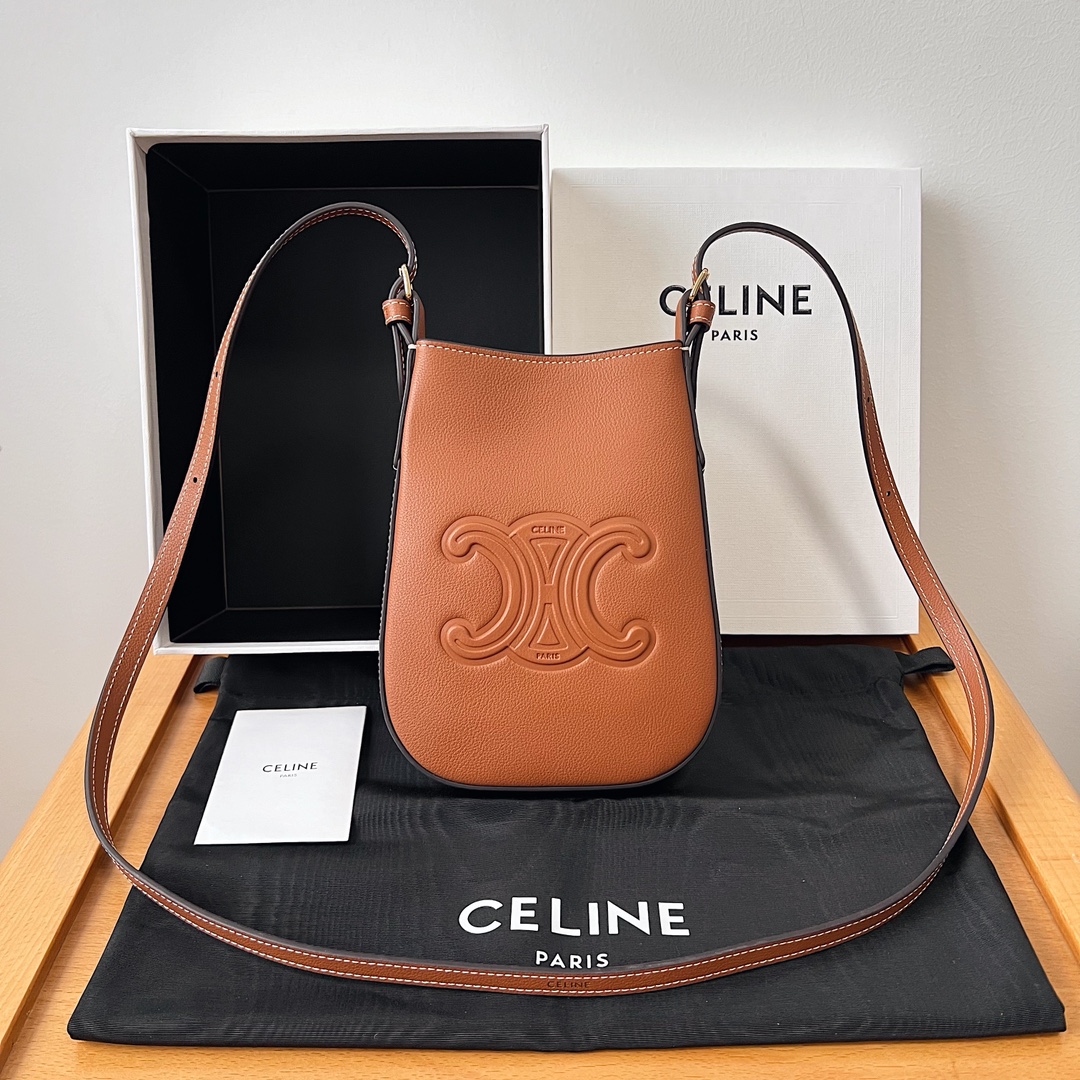 Bagsaaa Ce1i*e Phone Pouch Heloise In S*pple Calfskin Brown - 15 x 19.2 x 3 CM