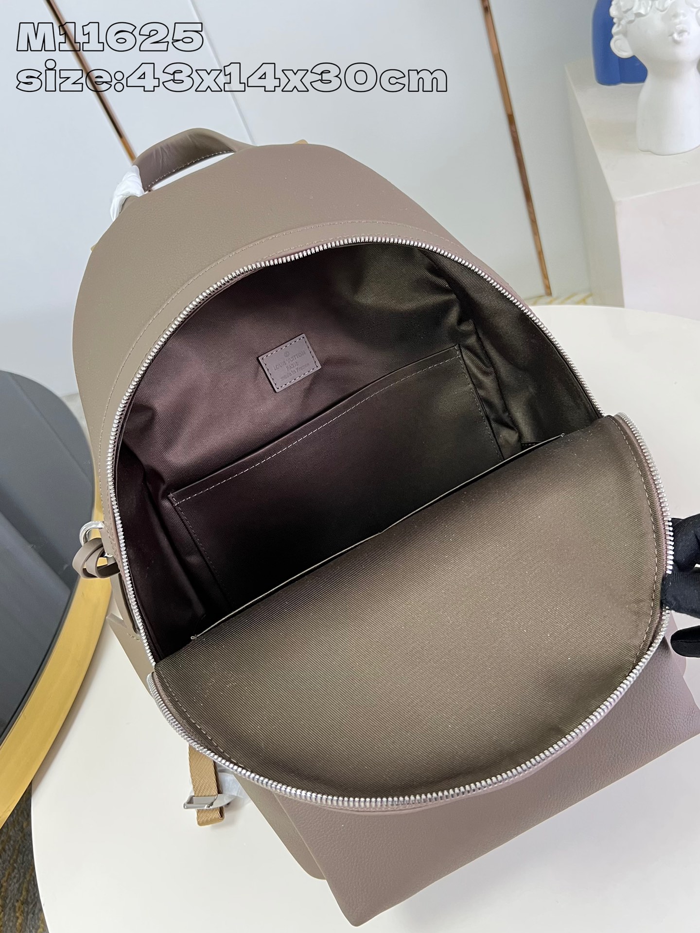 Bagsaaa L0vis Vvtt0n M11625 Takeoff Backpack Moka Brown - 30 x 43 x 14 cm