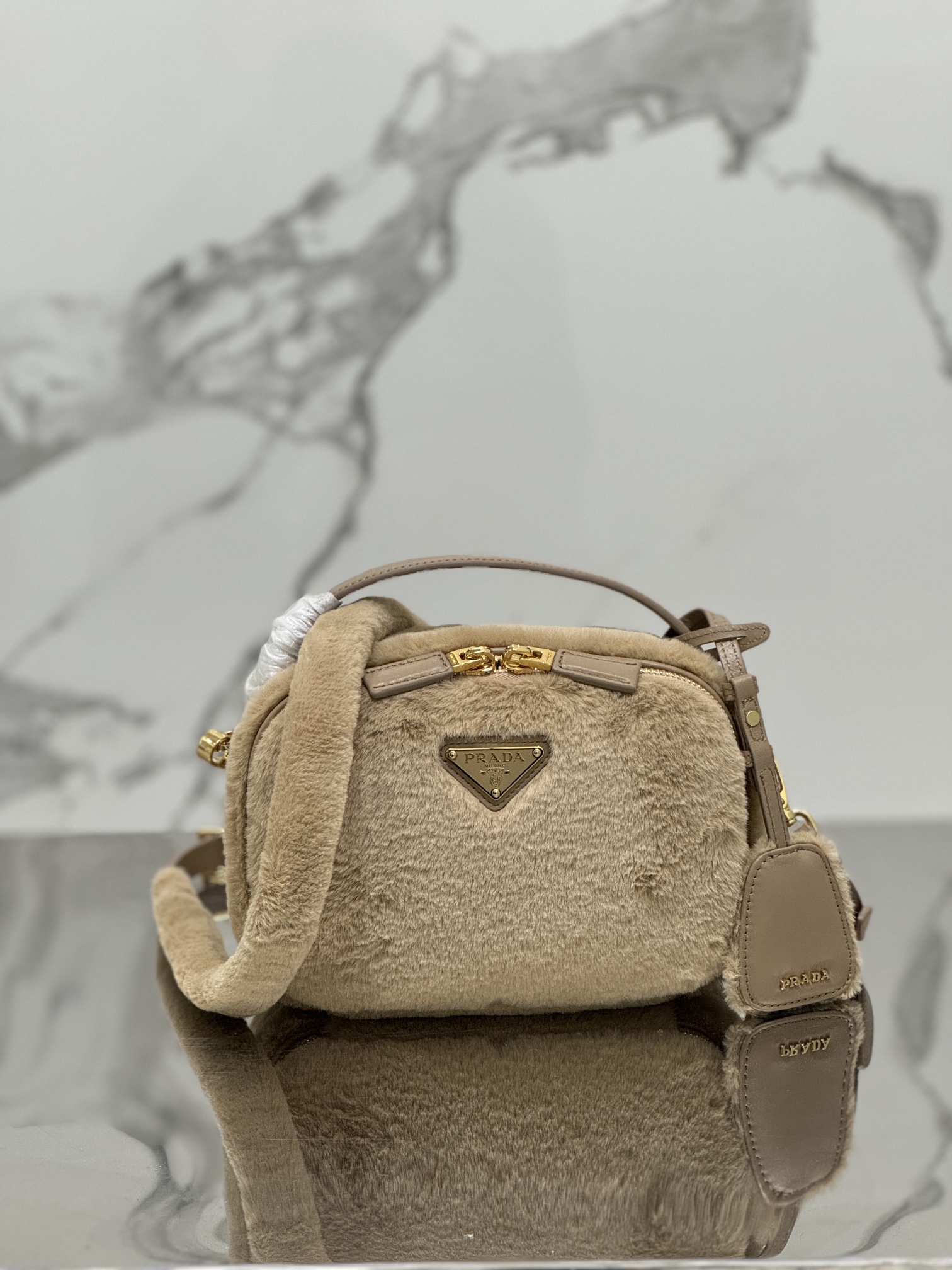 Bagsaaa Pra*a Odette Shearling Mini Bag 1BH208 - 19.5x13x6cm