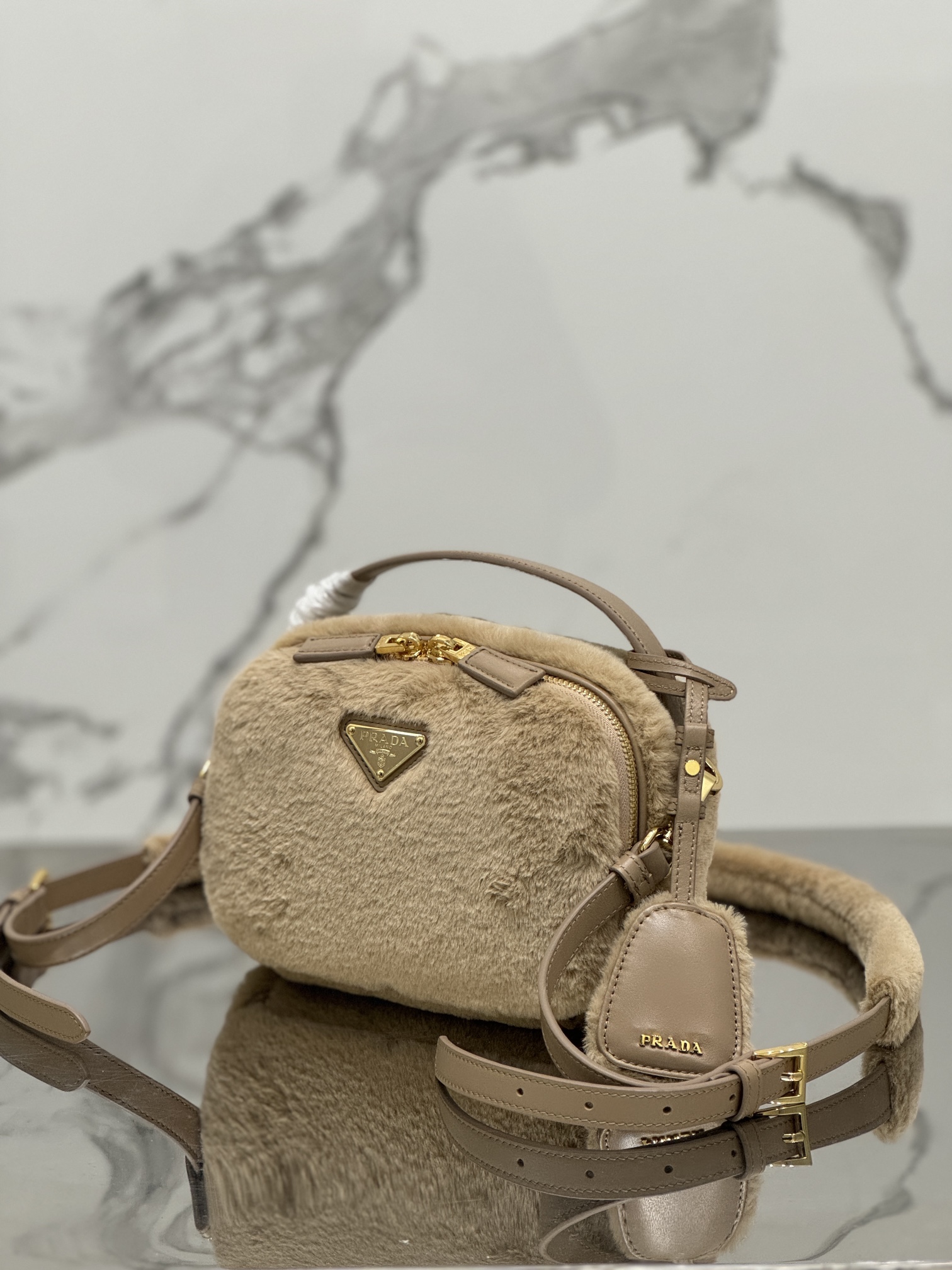 Bagsaaa Pra*a Odette Shearling Mini Bag 1BH208 - 19.5x13x6cm