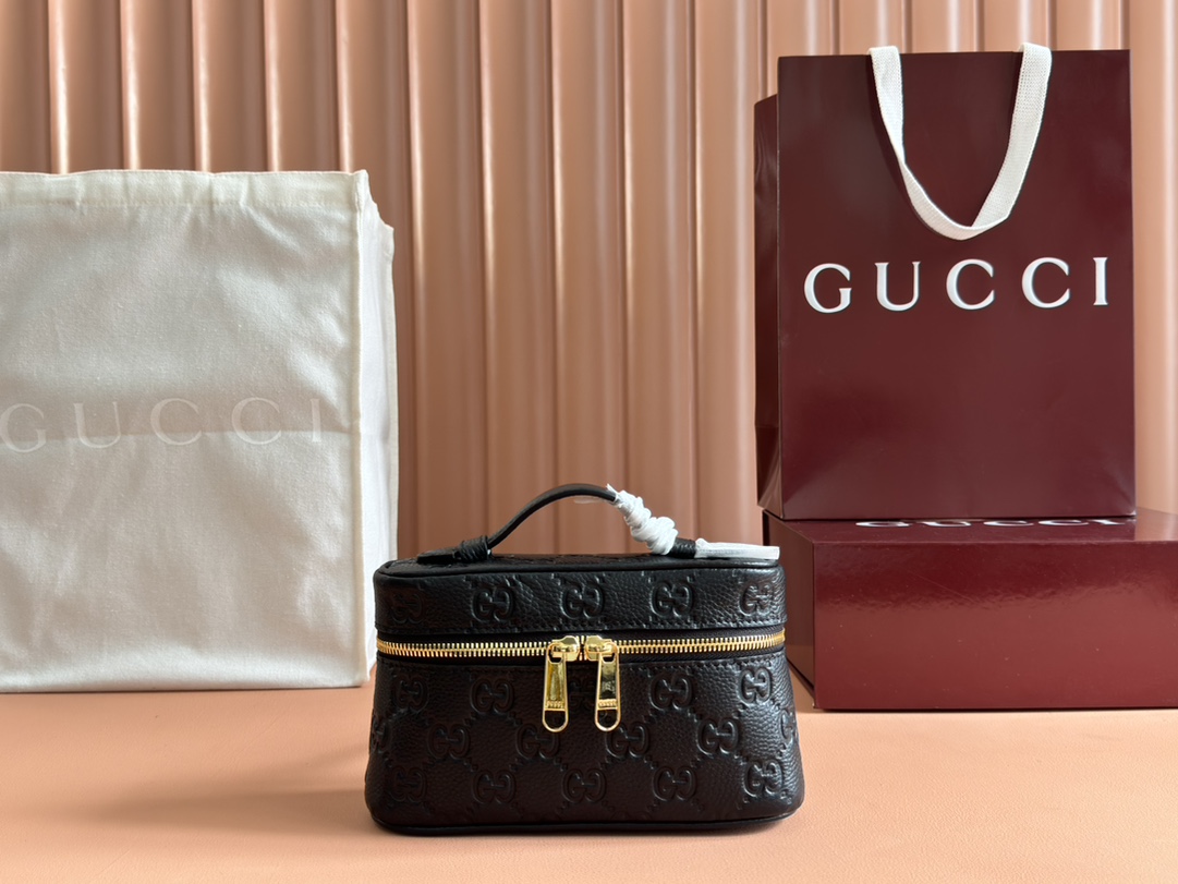 Bagsaaa Gvc*1 GG Emblem S*per mini bag black 815949 - 20x12x5 cm