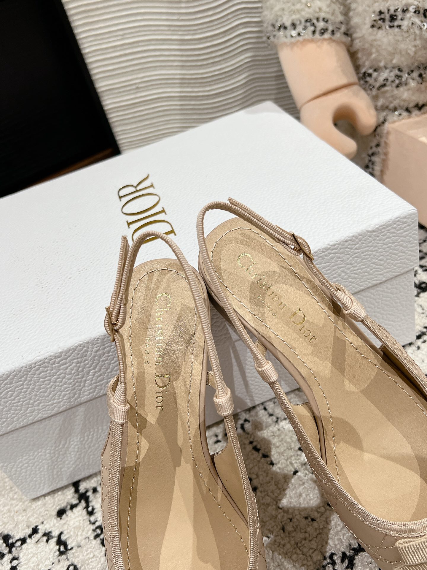 Bagsaaa D10r Ballet Slingback Pump Nude Quilted Cannage Calfskin 3cm