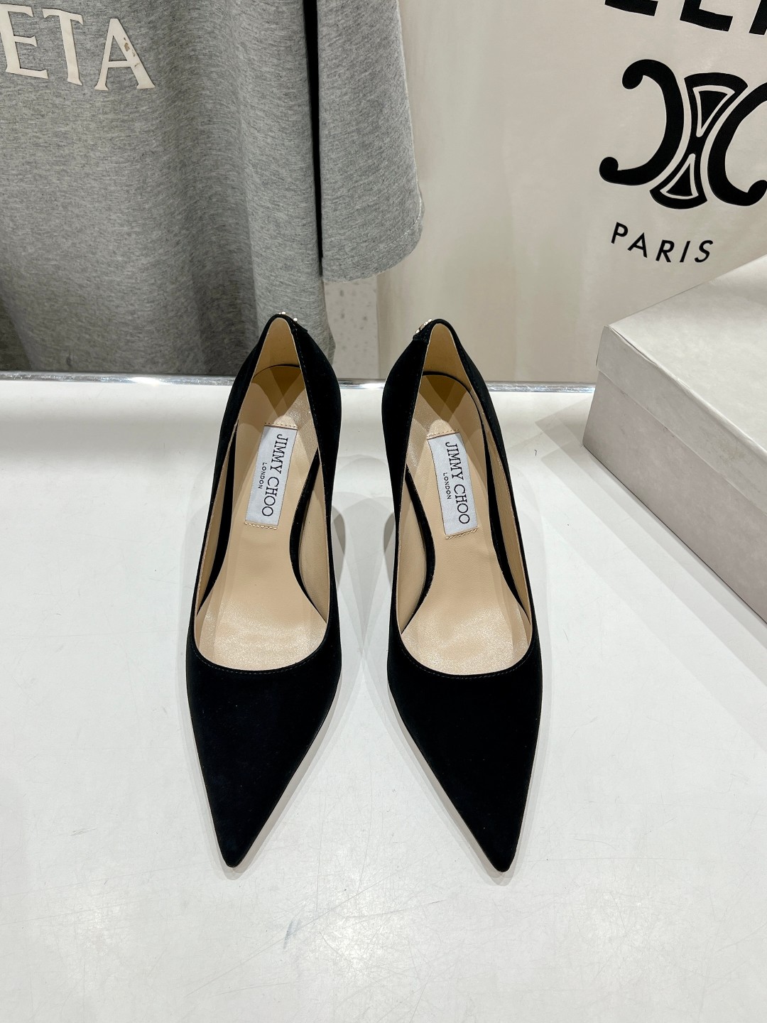 Bagsaaa J1m*y Ch00 Love 85 Black Suede Pointed Pumps with JC Emblem