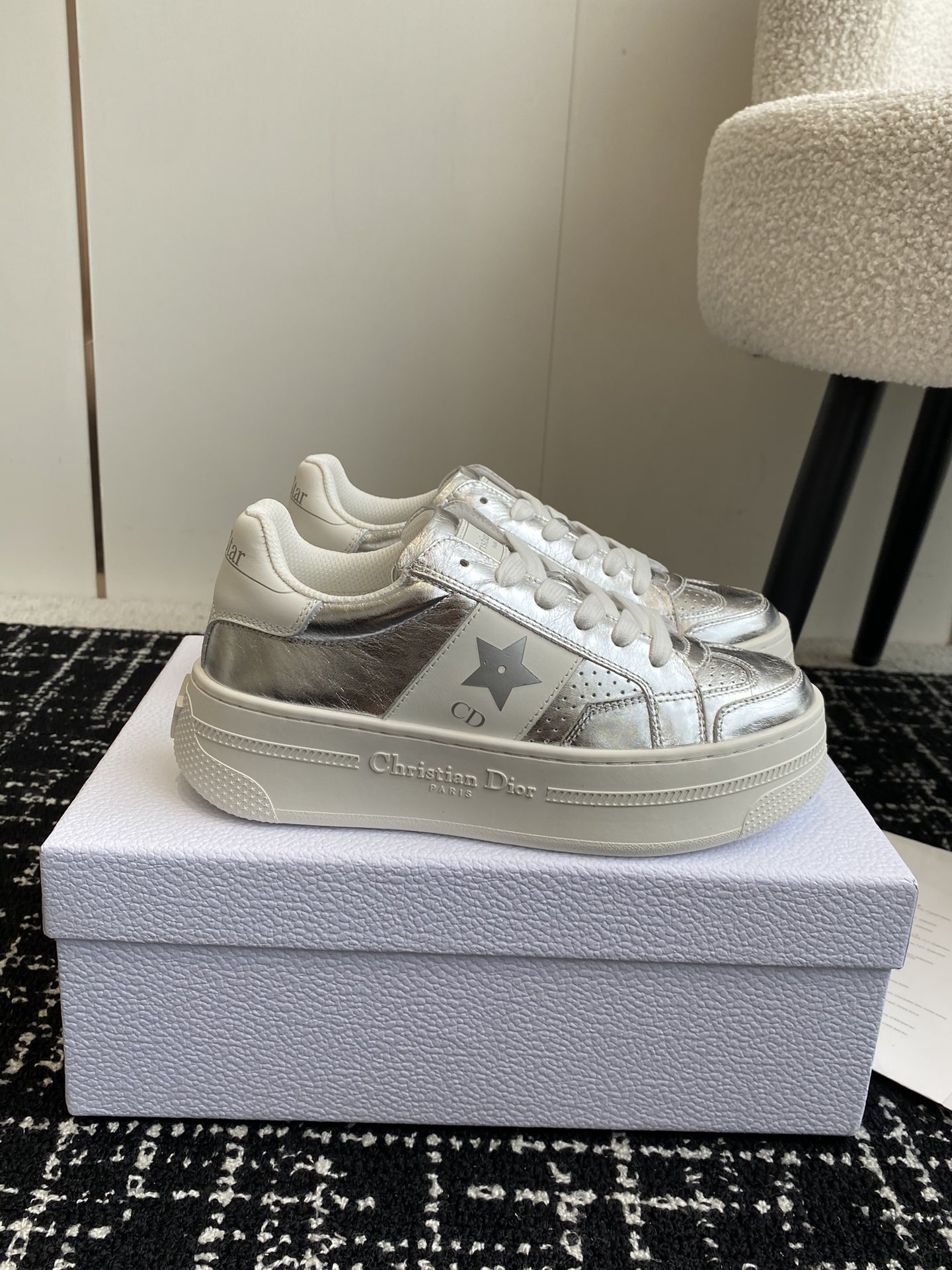 Bagsaaa D10r Star Platform Sneaker Silver-Tone Crinkled-Effect Lambskin and White Calfskin