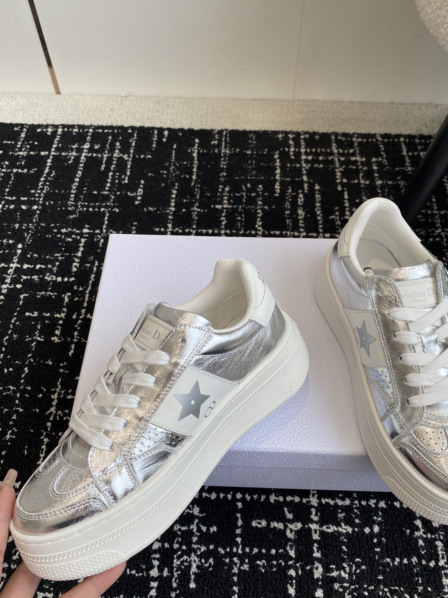 Bagsaaa D10r Star Platform Sneaker Silver-Tone Crinkled-Effect Lambskin and White Calfskin