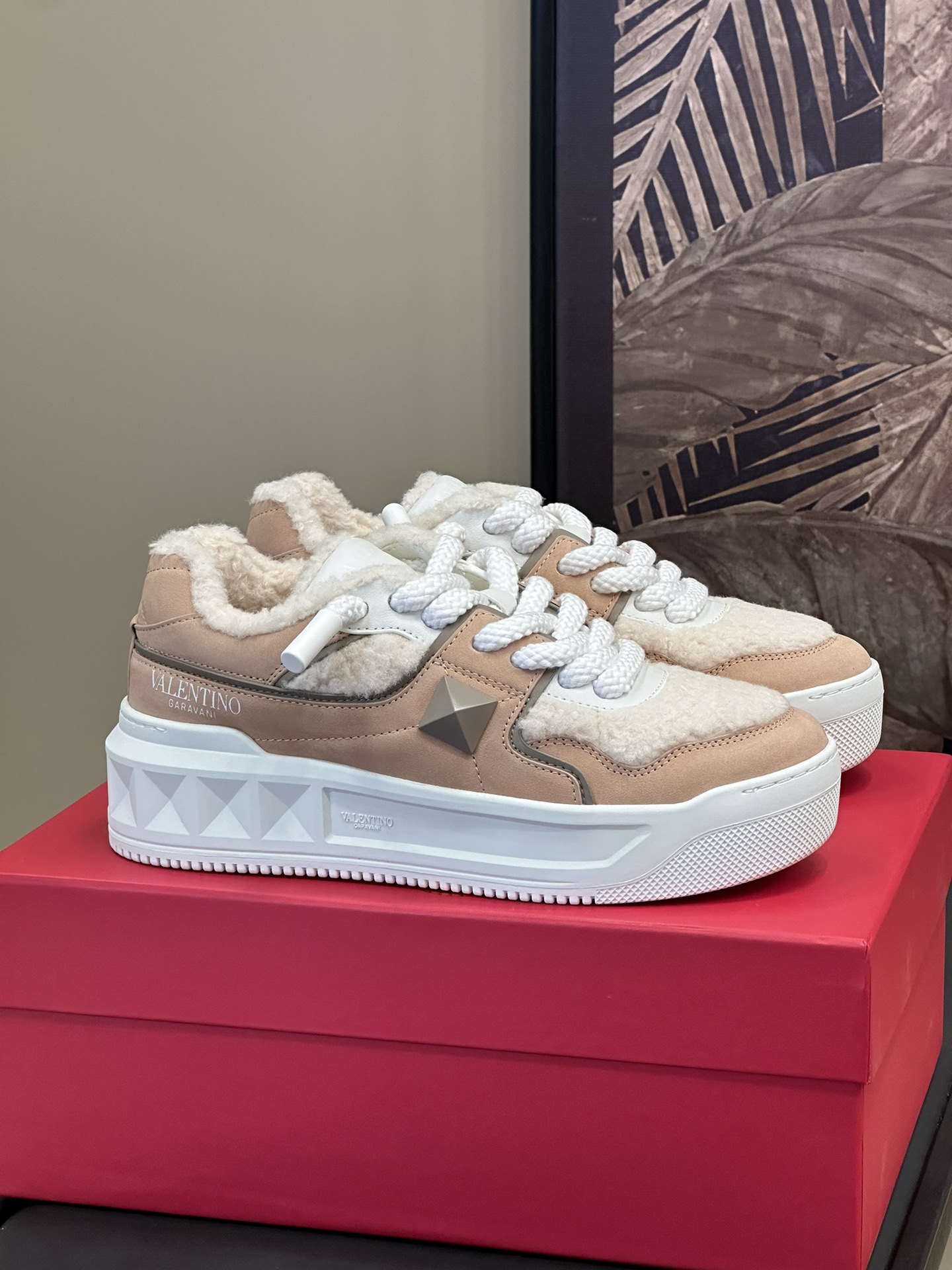 Bagsaaa Va1e*ntin0 One Stud Xl Nubuck And Wool Sneaker Beige