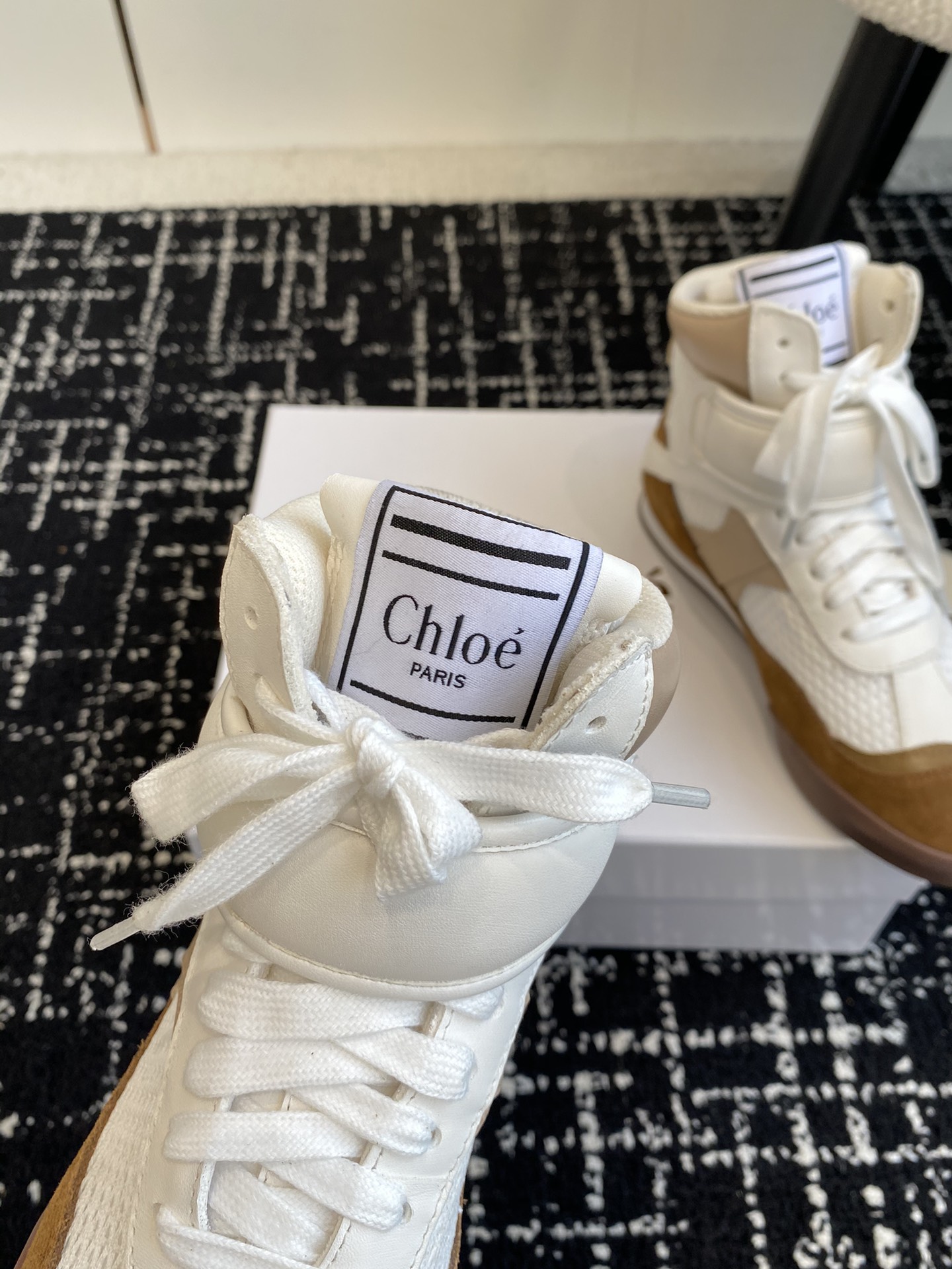 Bagsaaa Chloé Kick high-top sneaker Natural Brown