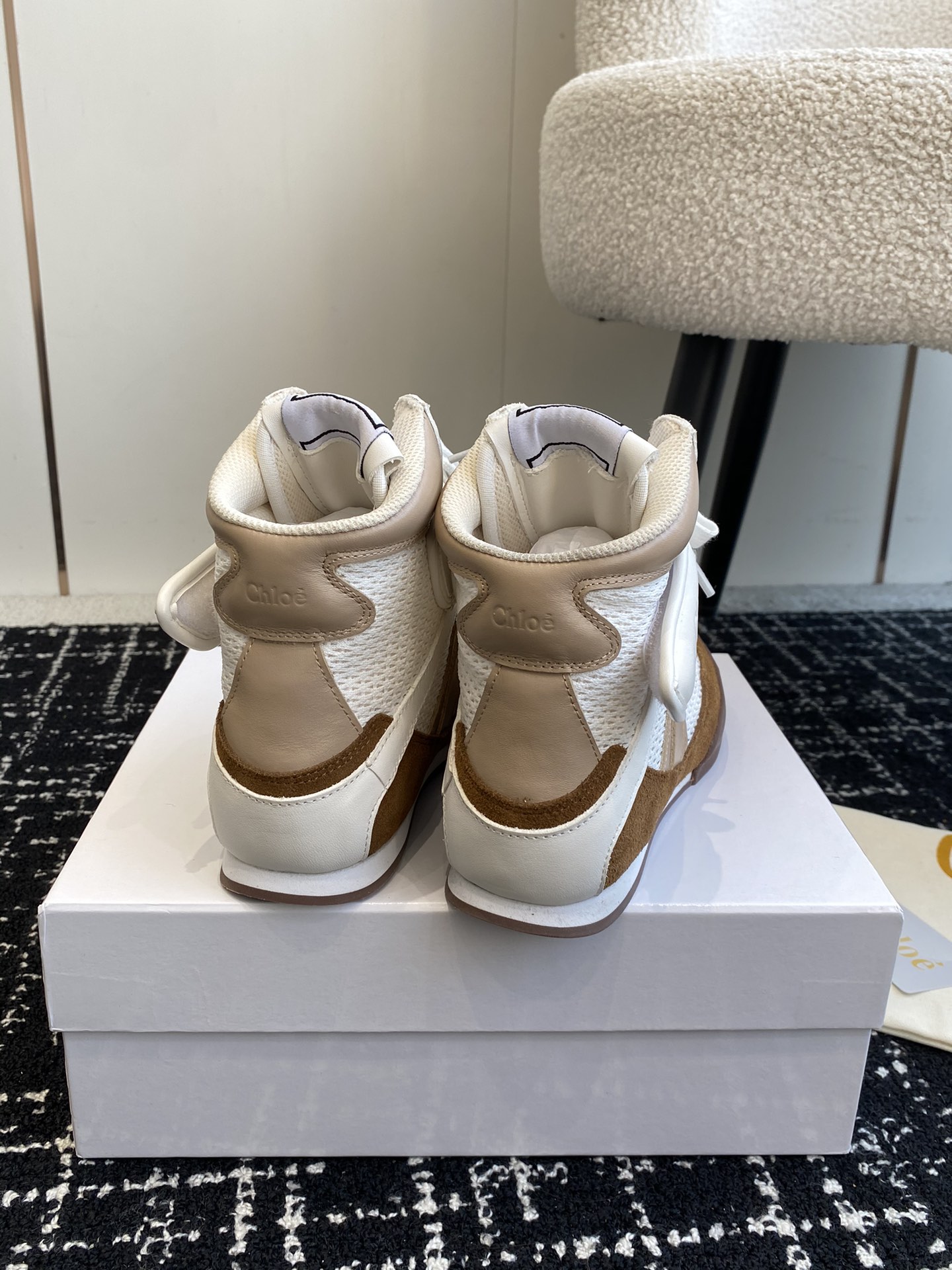 Bagsaaa Chloé Kick high-top sneaker Natural Brown