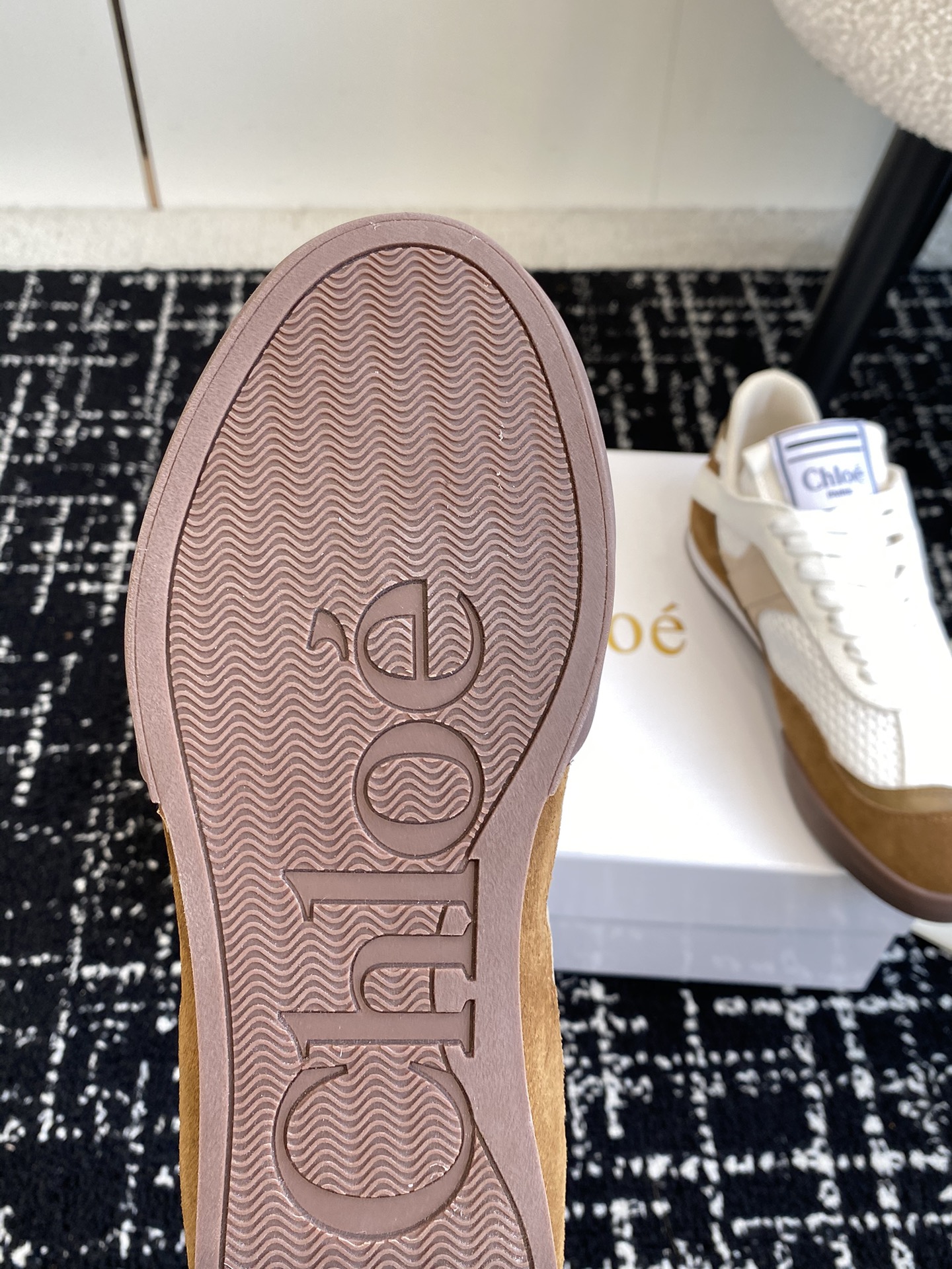 Bagsaaa Chloé Kick sneaker natural brown