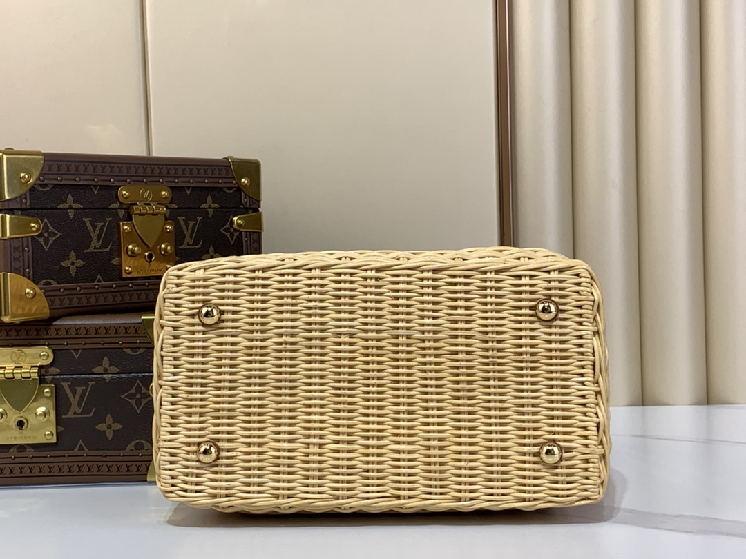 Bagsaaa L0vis Vvtt0n M11617 Capucines BB - 17.3 x 9 x 27 cm