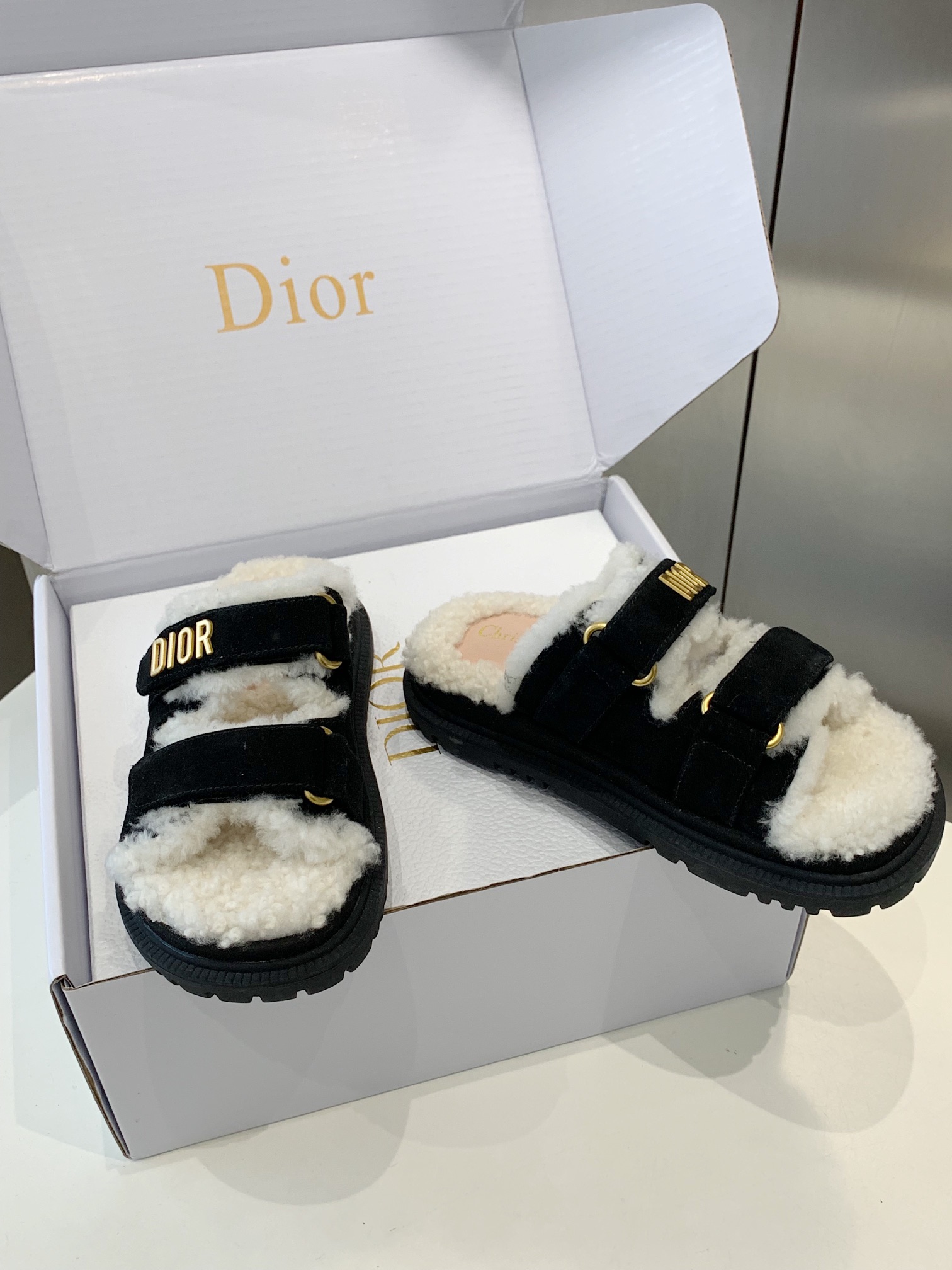 Bagsaaa D10ract Slide Black Suede Goatskin