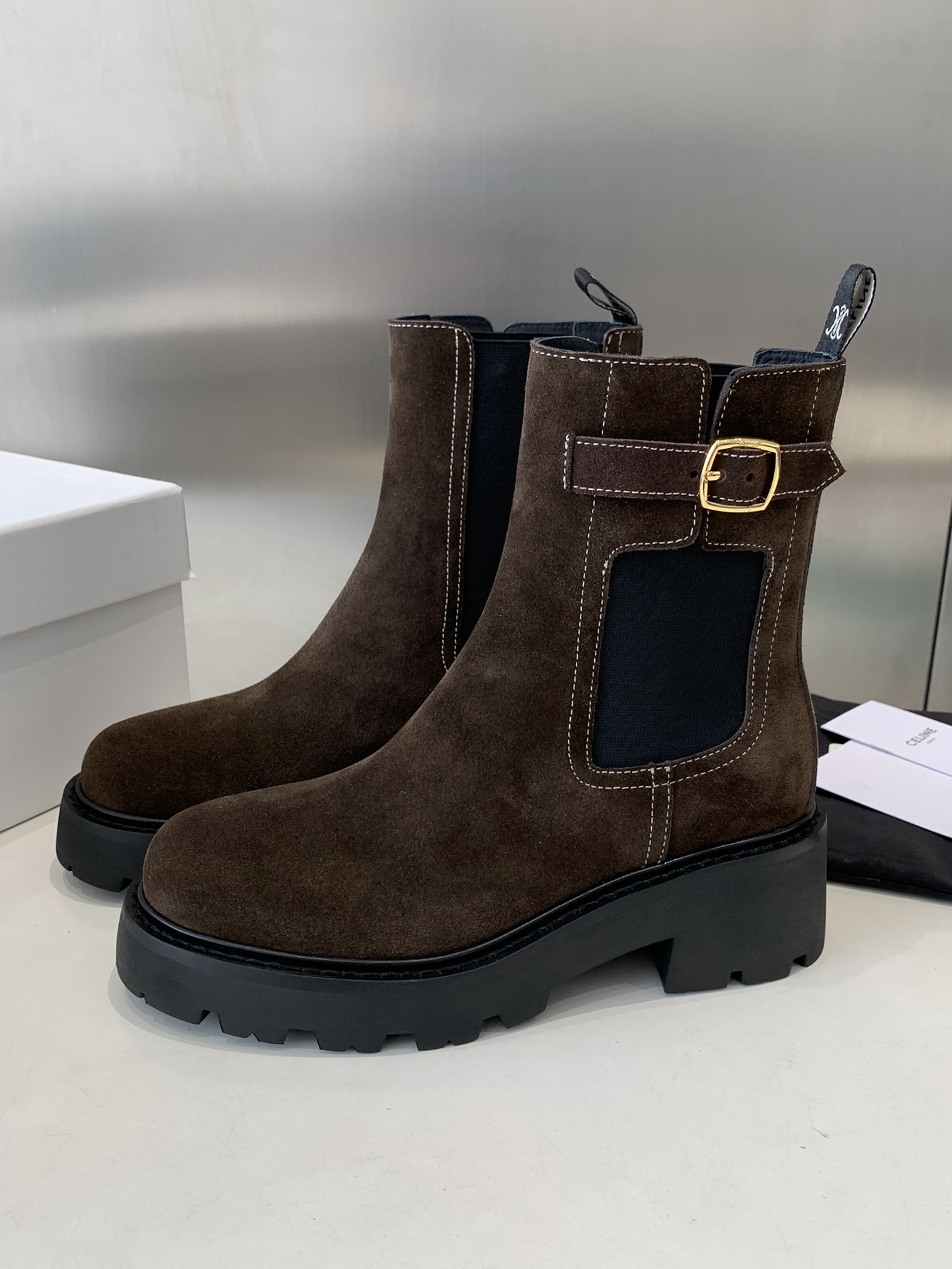 Bagsaaa Ce1i*e Triomphe Rangers Chelsea Boot In Suede Calfskin Dark Brown