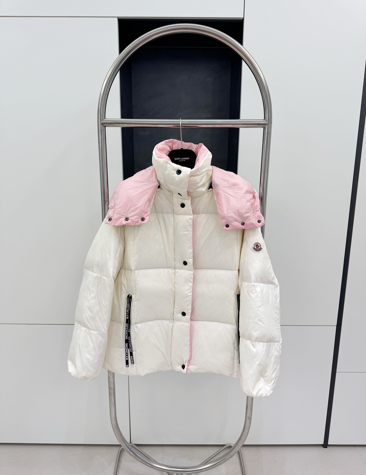 Bagsaaa Moncler Panara Puffer Jacket White & Pink