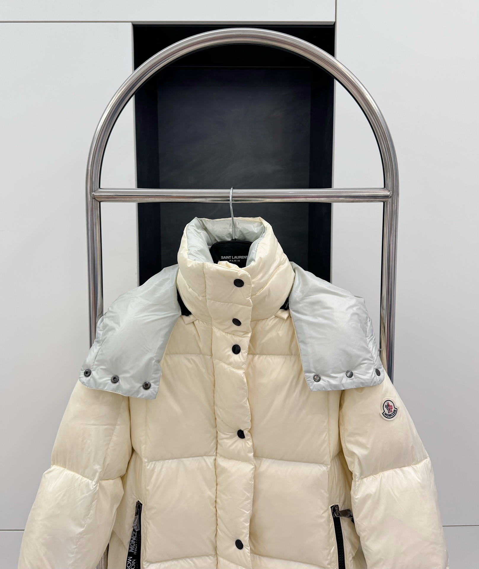 Bagsaaa Moncler Panara Puffer Jacket Beige & Gray