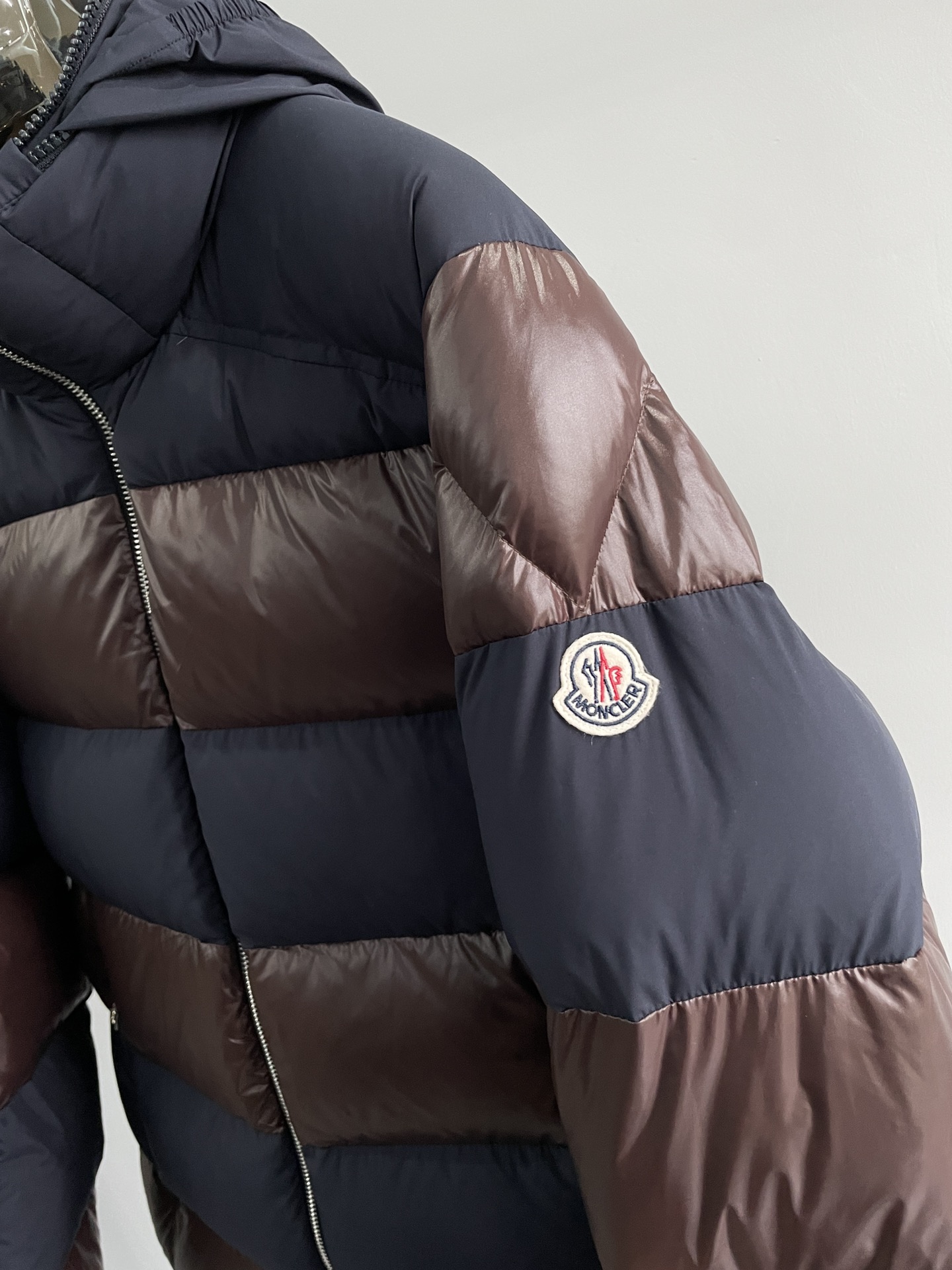 Bagsaaa Moncler Peclet Reversible Short Down Jacket Brown & Blue