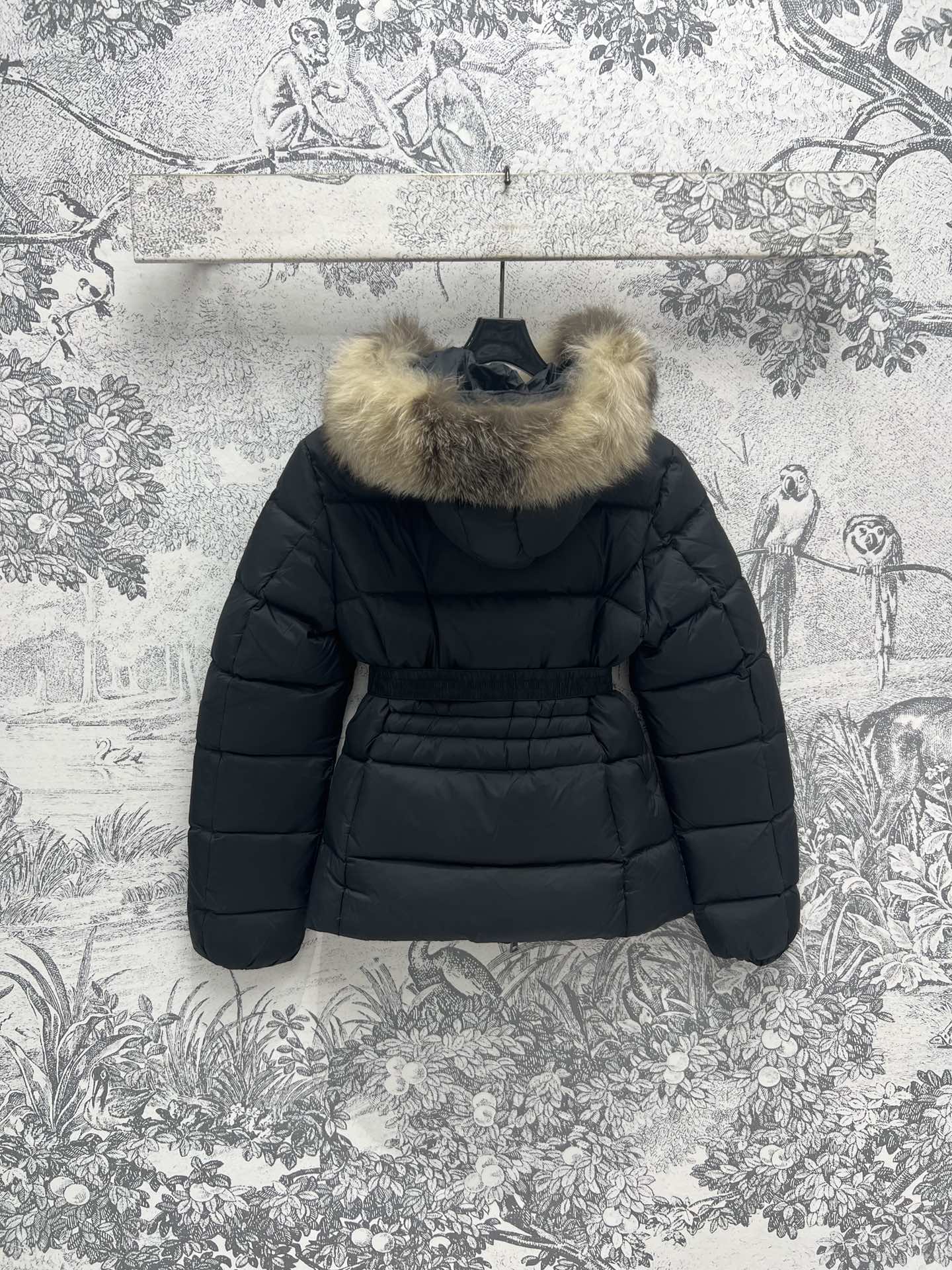 Bagsaaa Moncler Boed Hooded Shearling Short Down Jacket