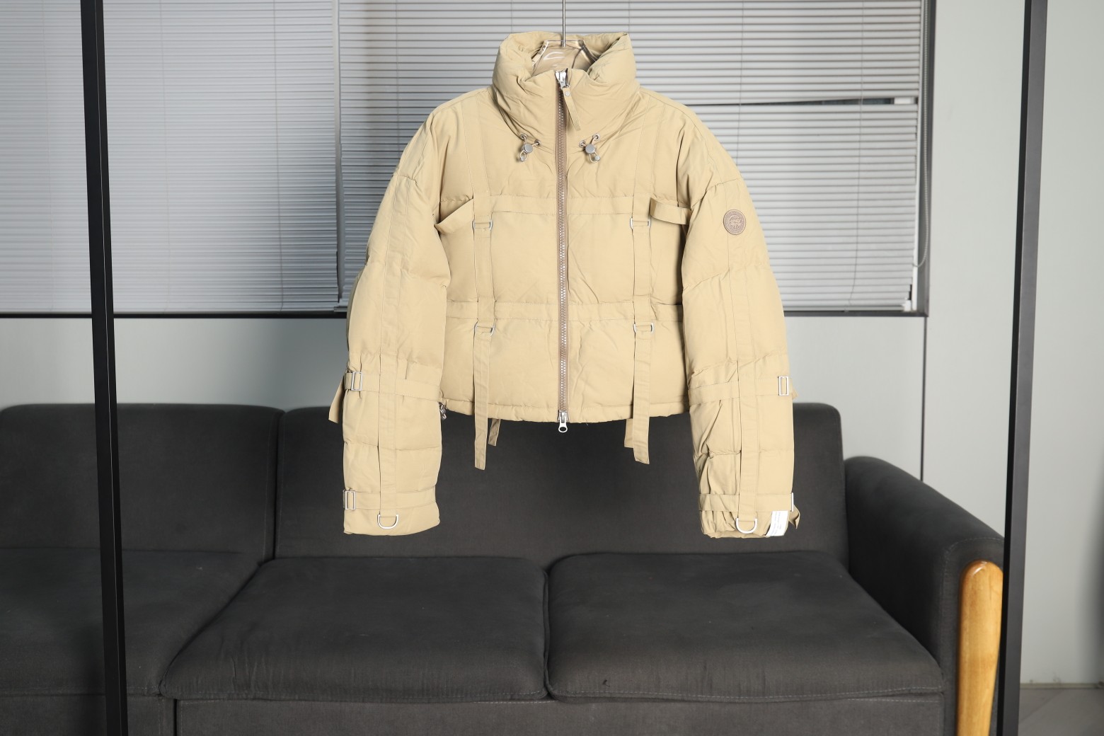Bagsaaa Can*a G00se Women's Natural Tan Rokh Edition Down Jacket Beige