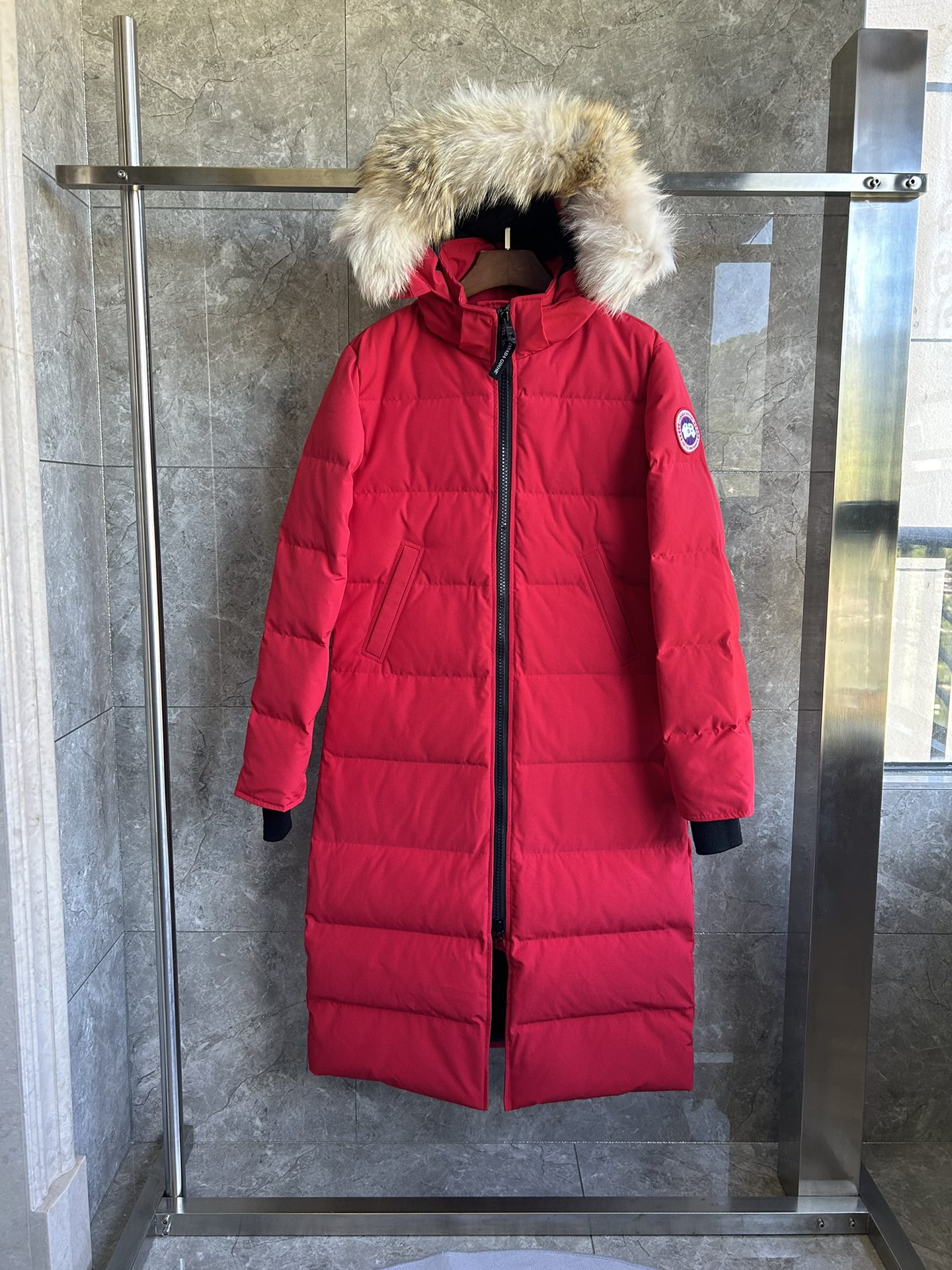 Bagsaaa Can*a G00se Mystique Parka Heritage Red